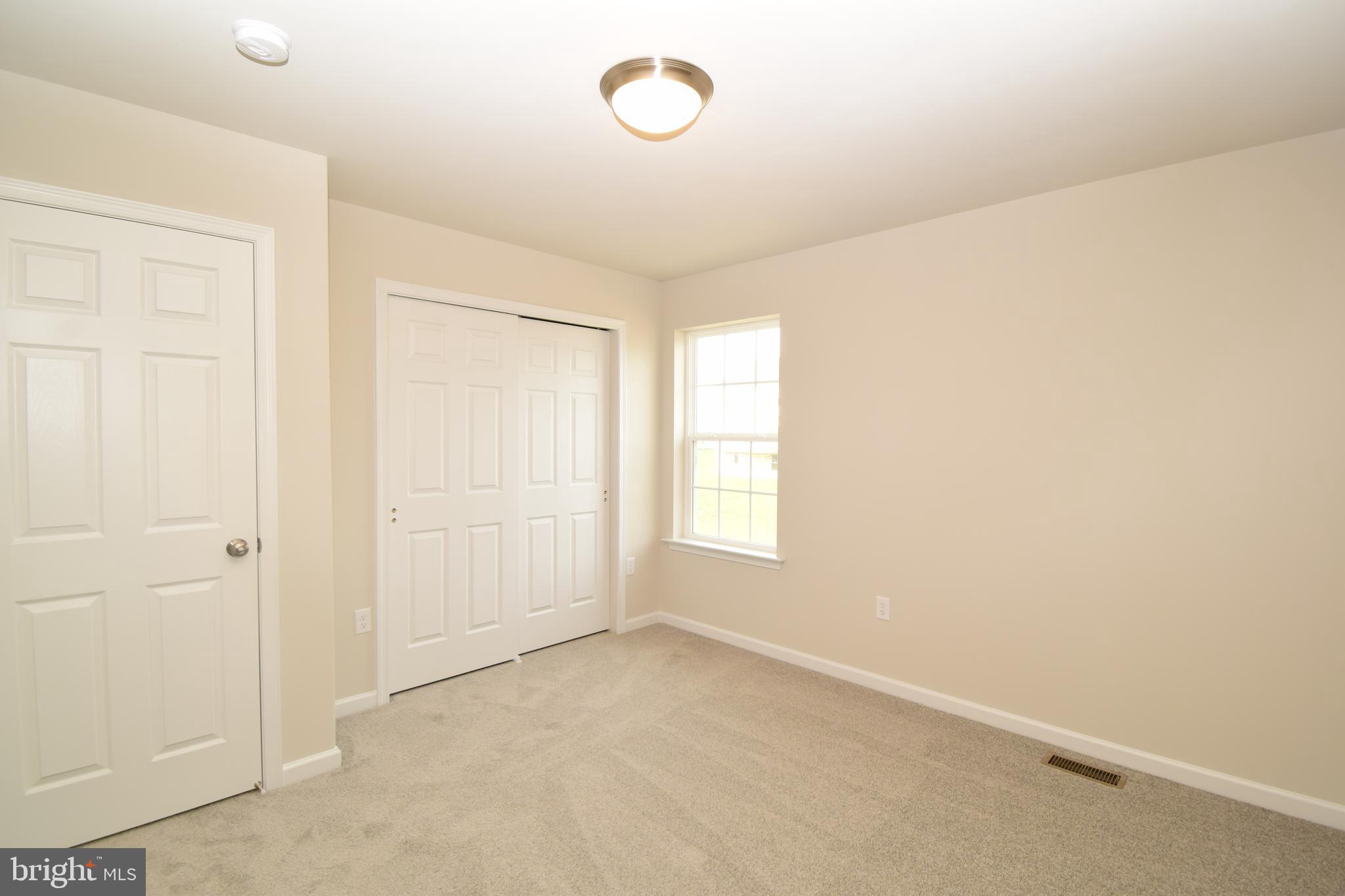 MCINTOSH FARMS - Residential