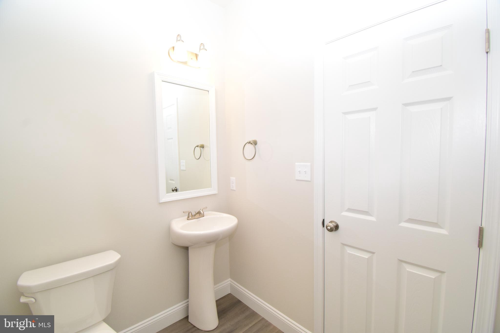 MCINTOSH FARMS - Residential