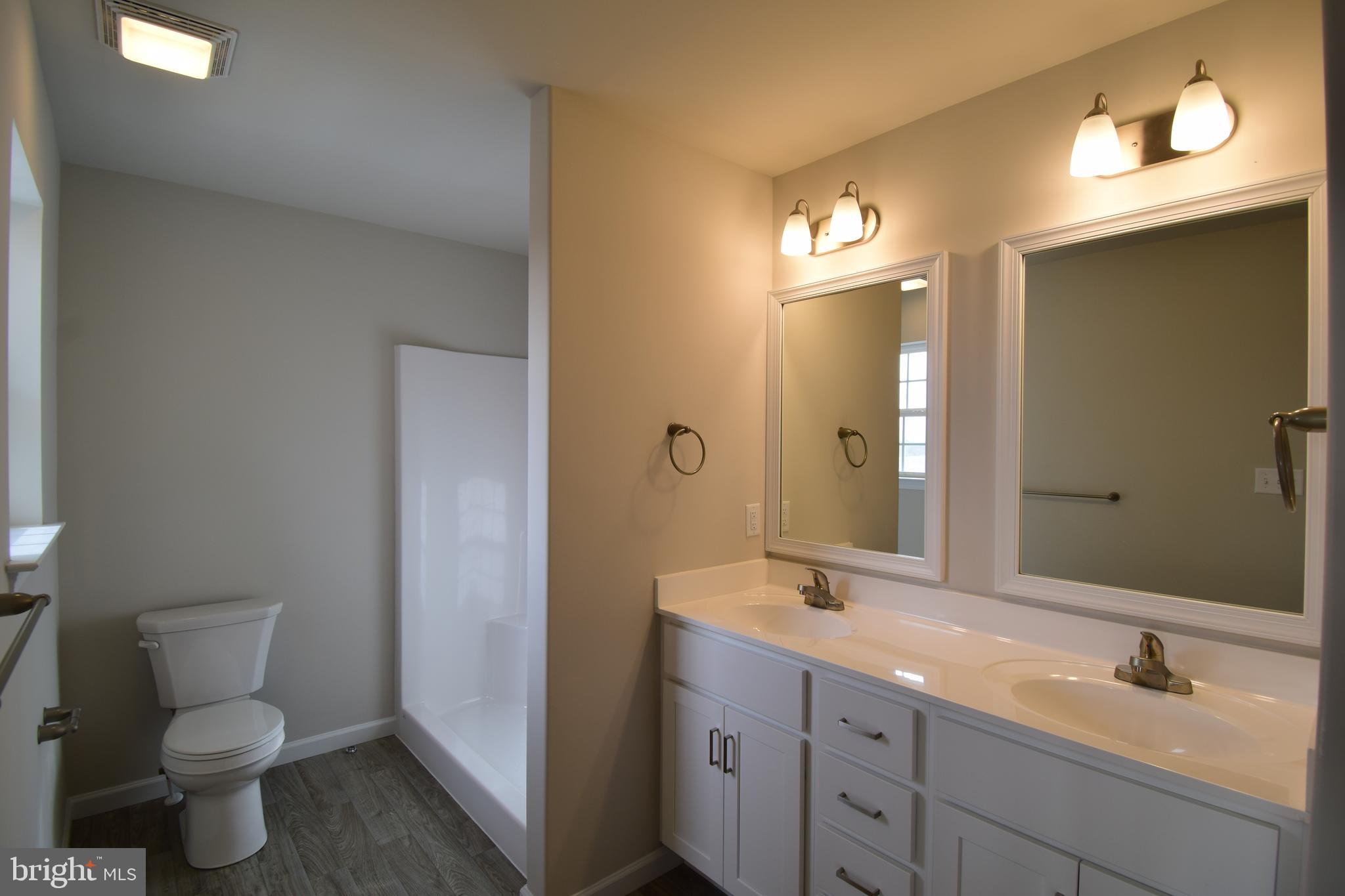 MCINTOSH FARMS - Residential