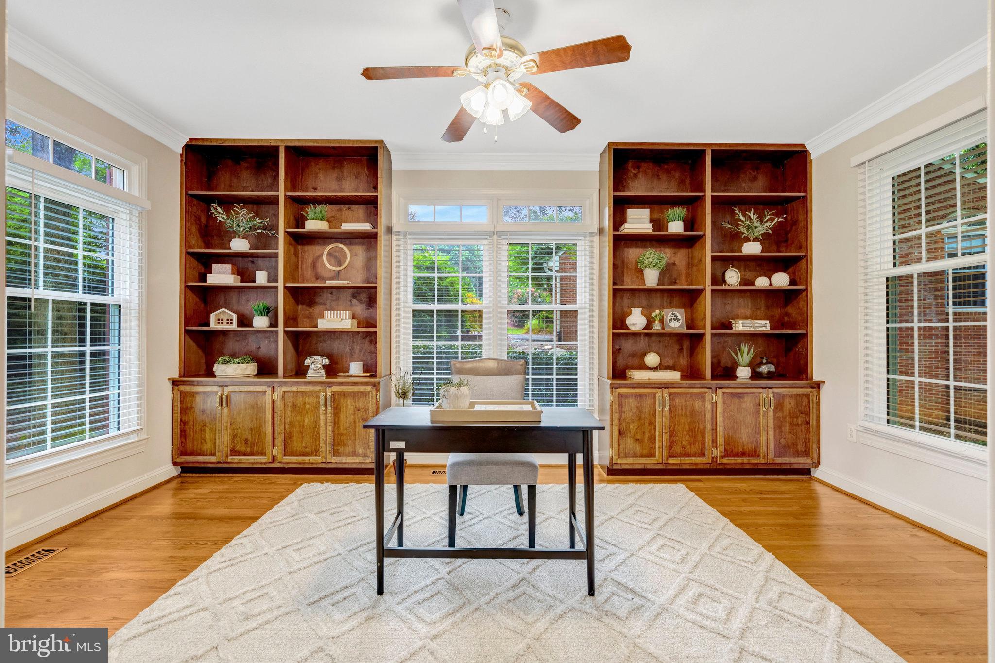 RESTON - Residential