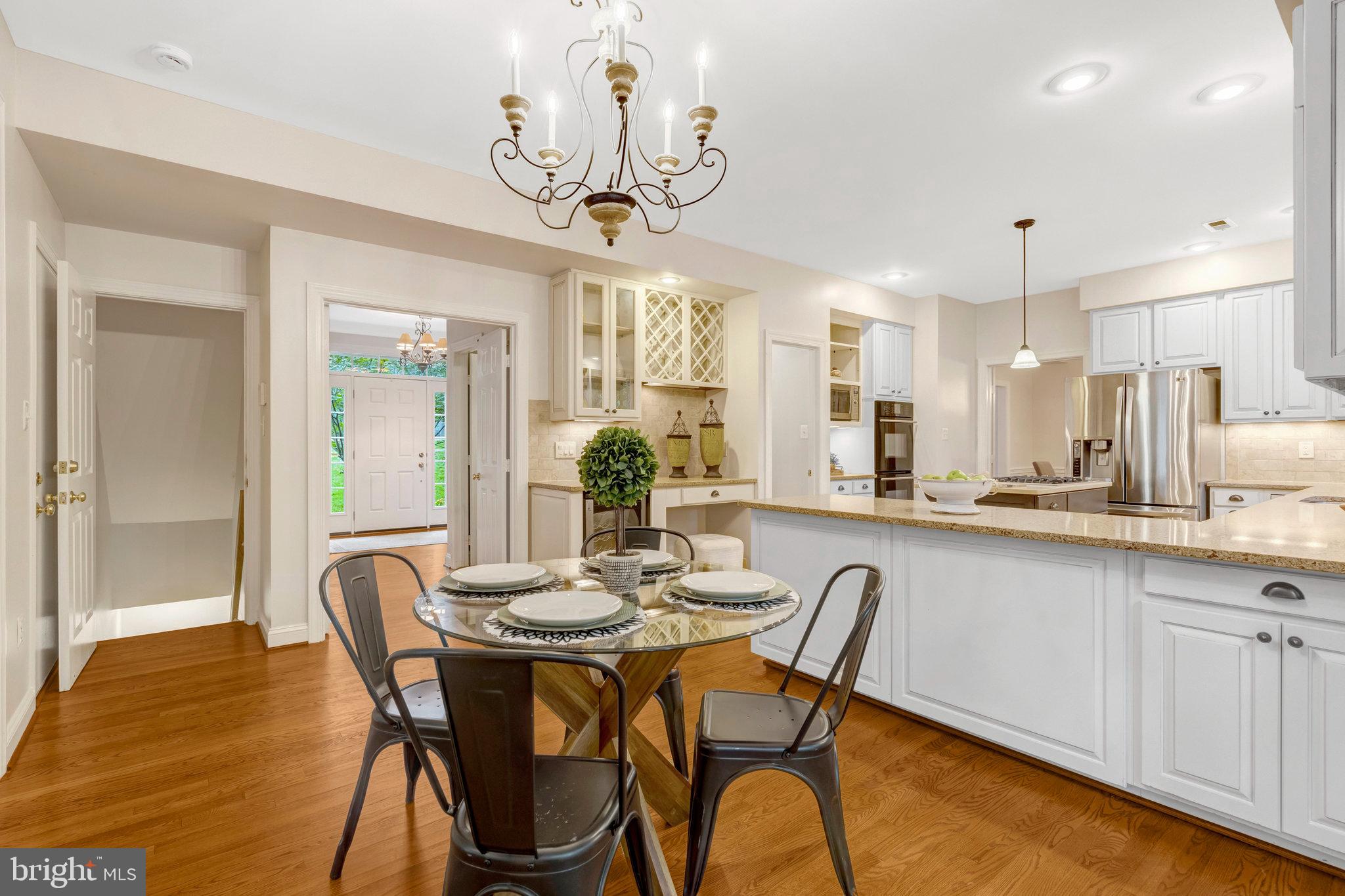 RESTON - Residential