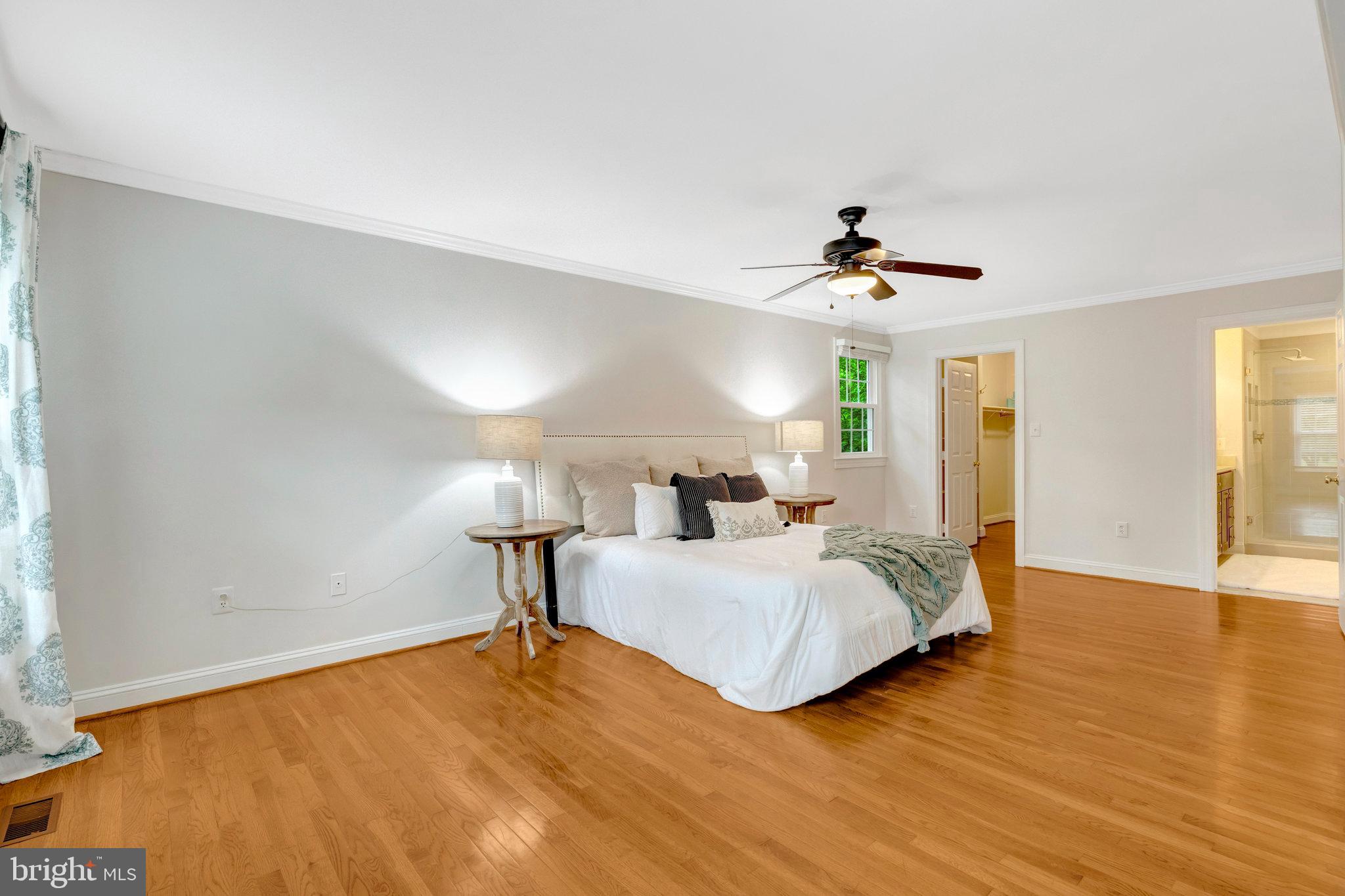 RESTON - Residential