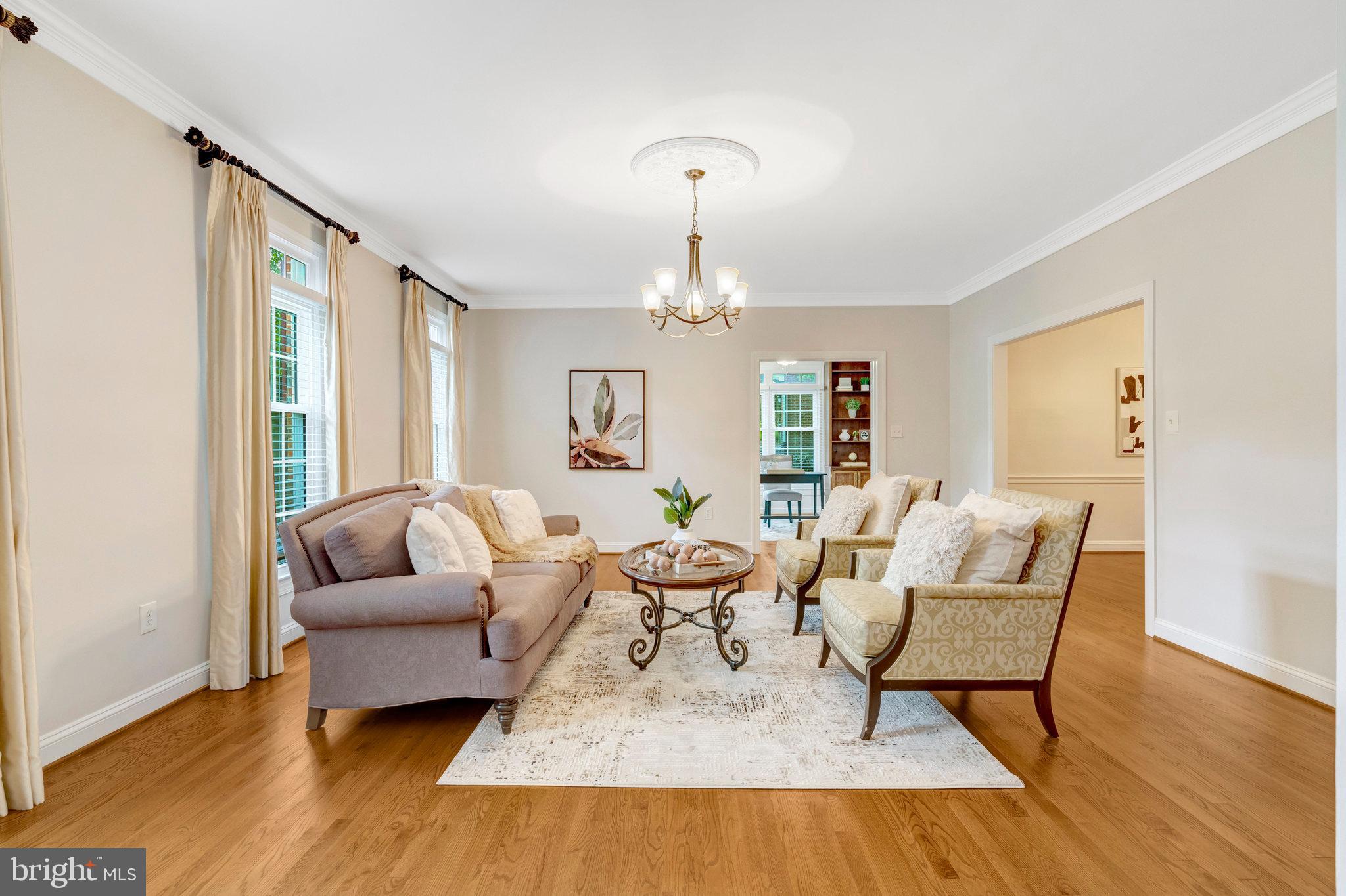 RESTON - Residential