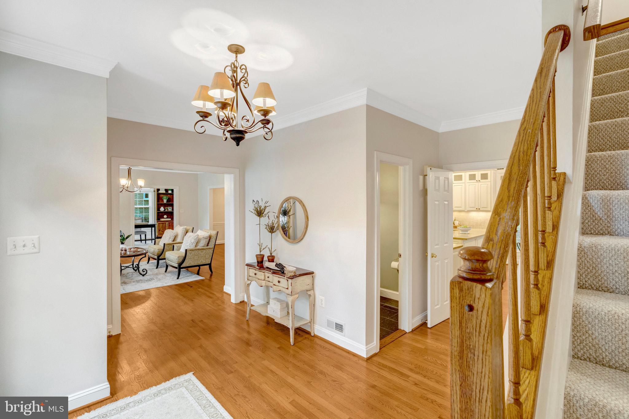 RESTON - Residential