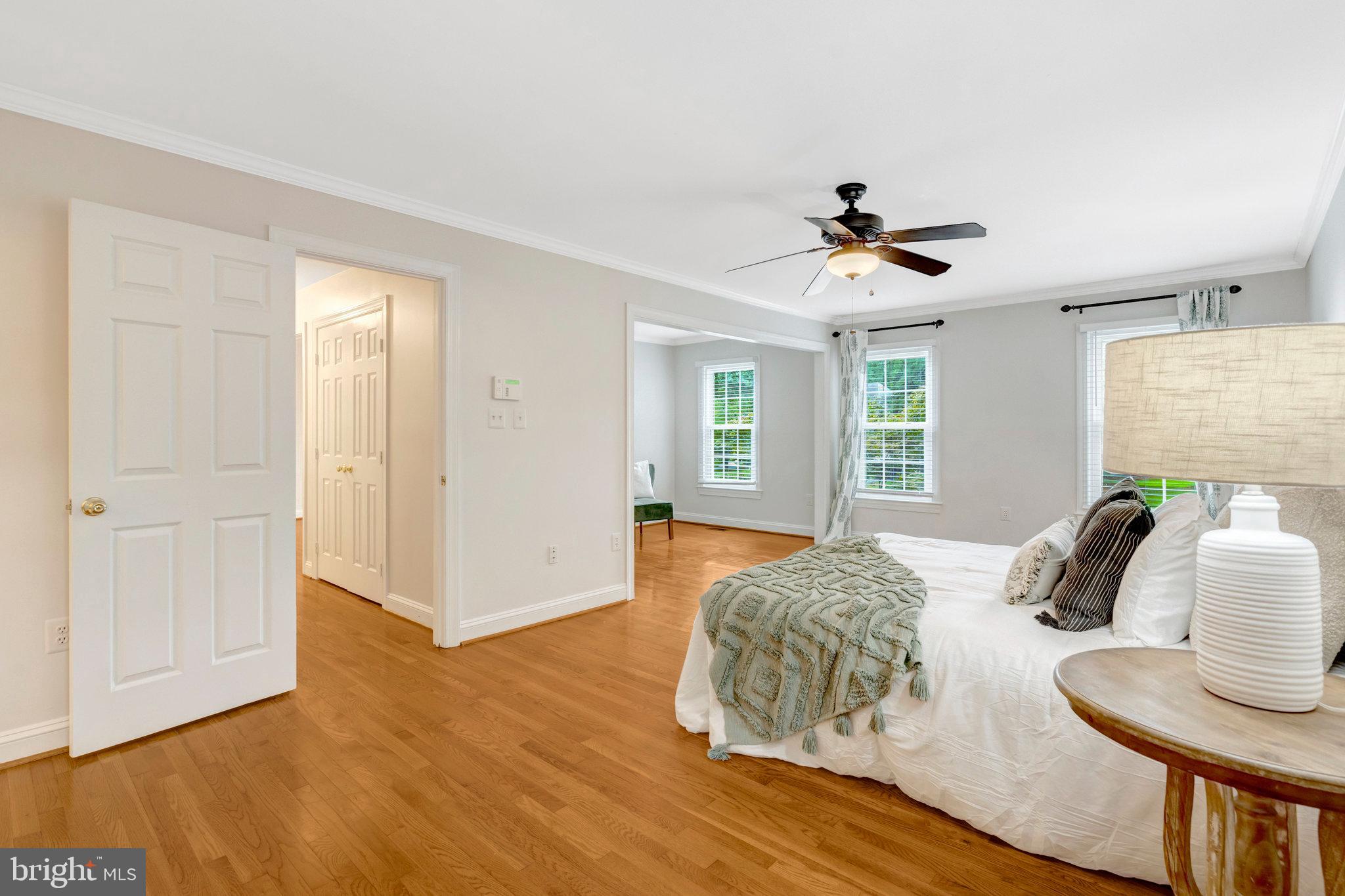 RESTON - Residential