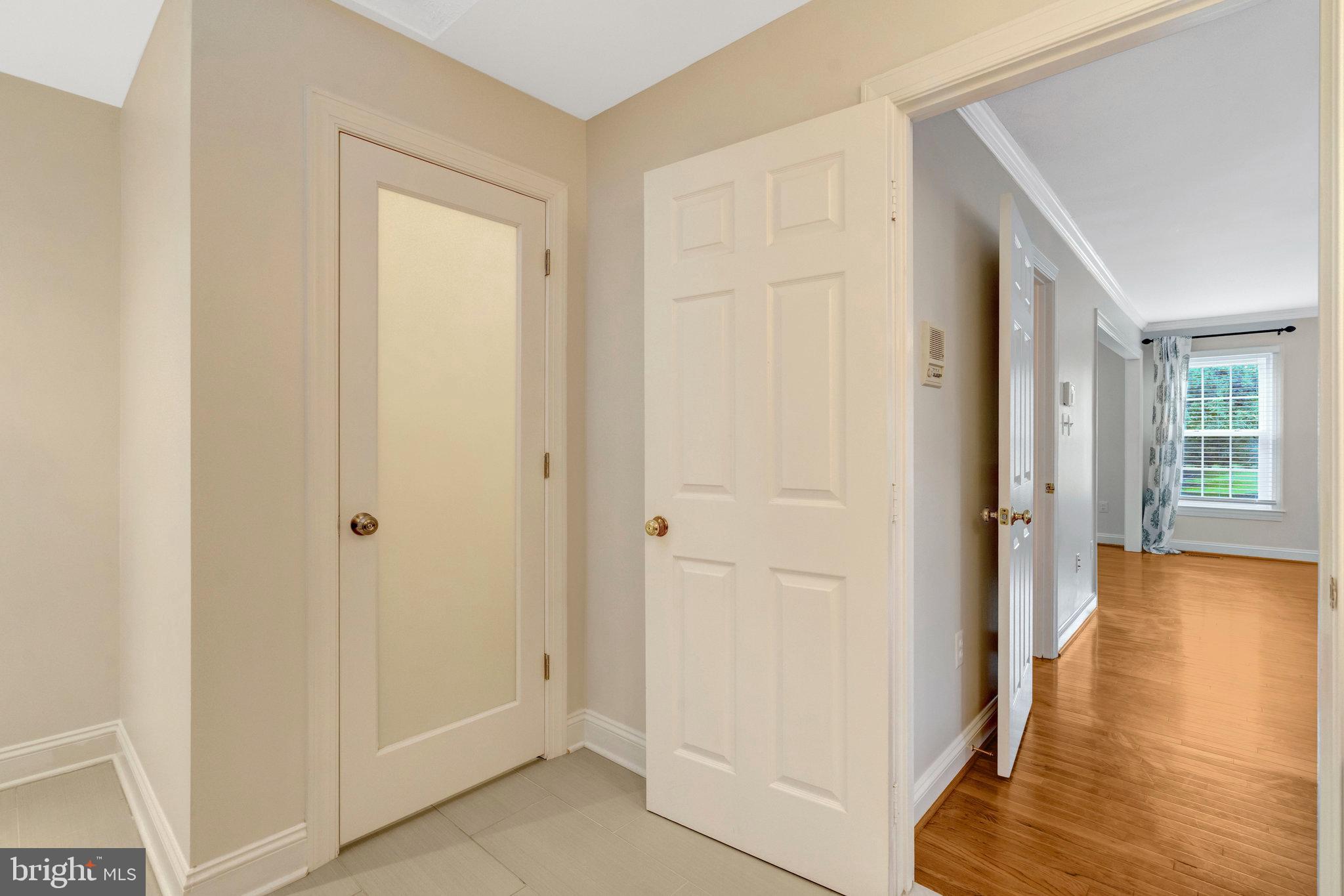 RESTON - Residential