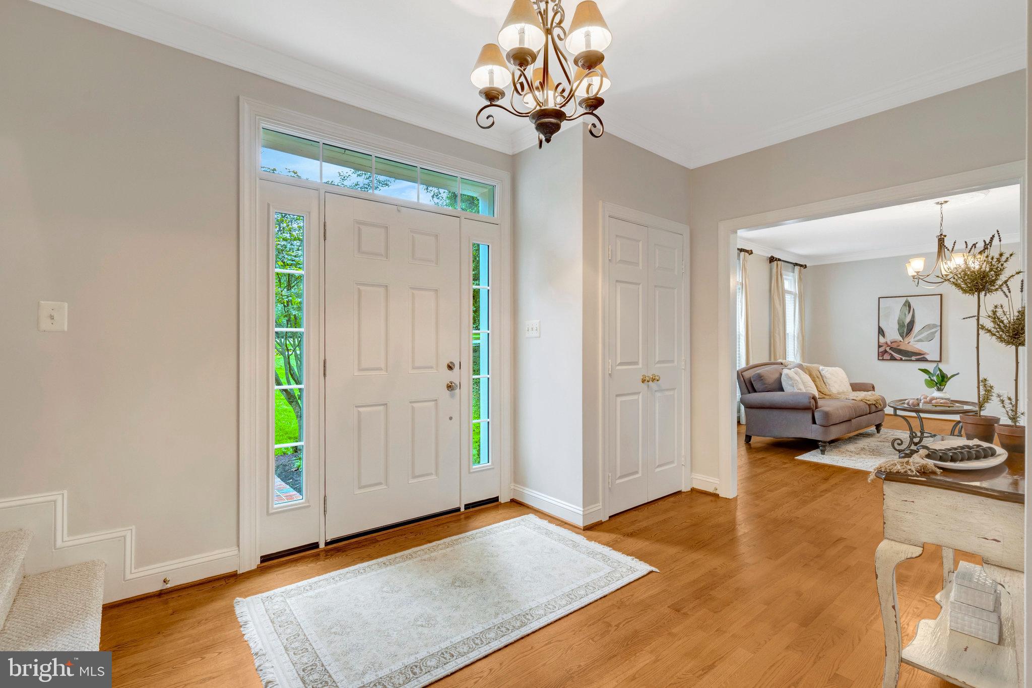 RESTON - Residential