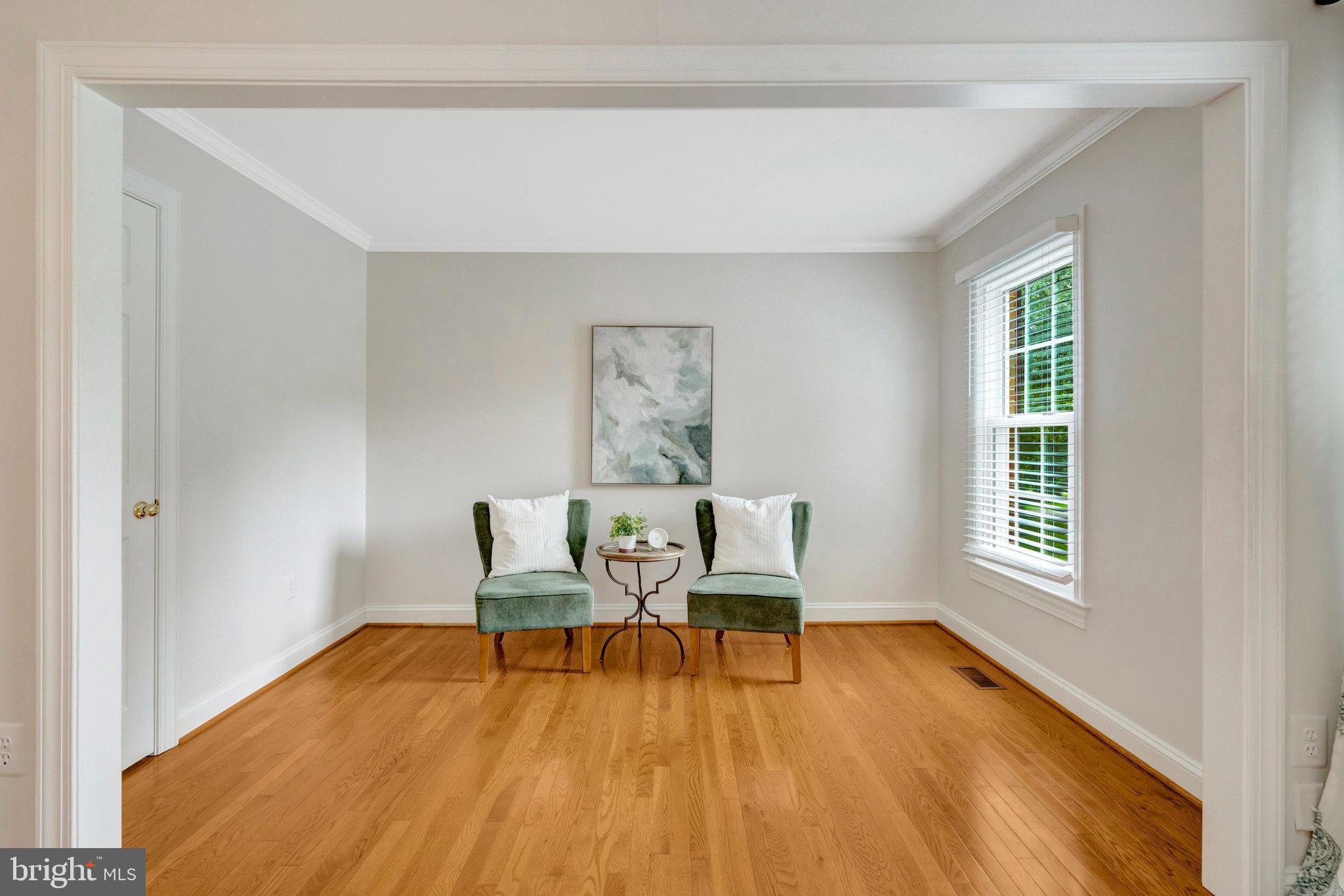 RESTON - Residential