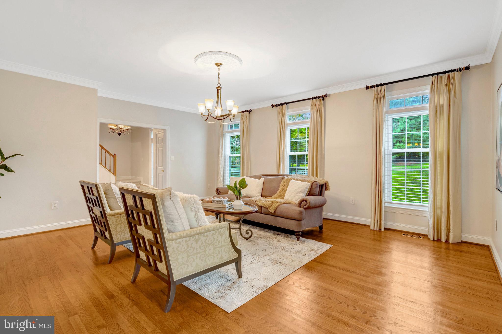 RESTON - Residential