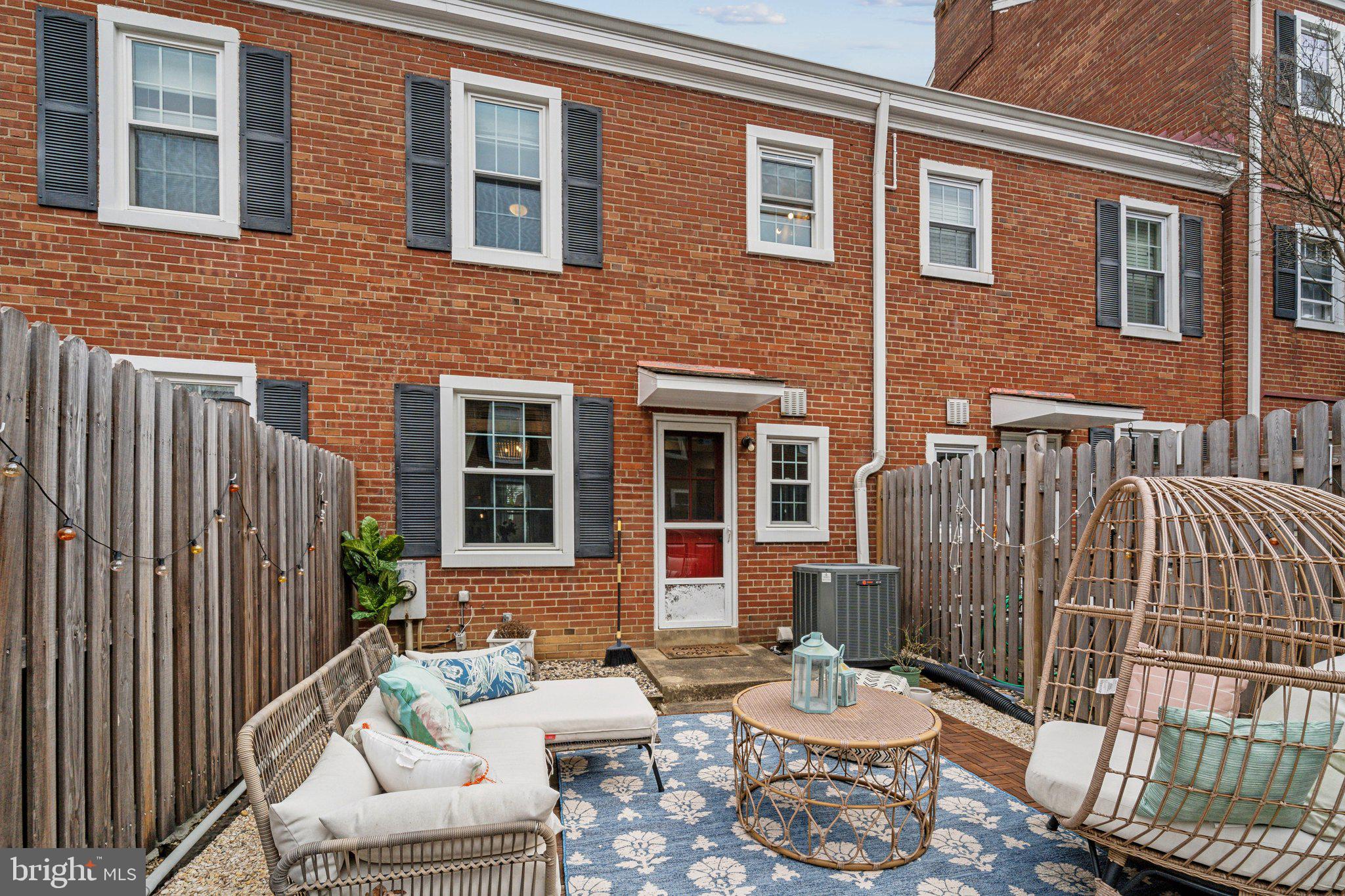 FAIRLINGTON VILLAGES - Residential