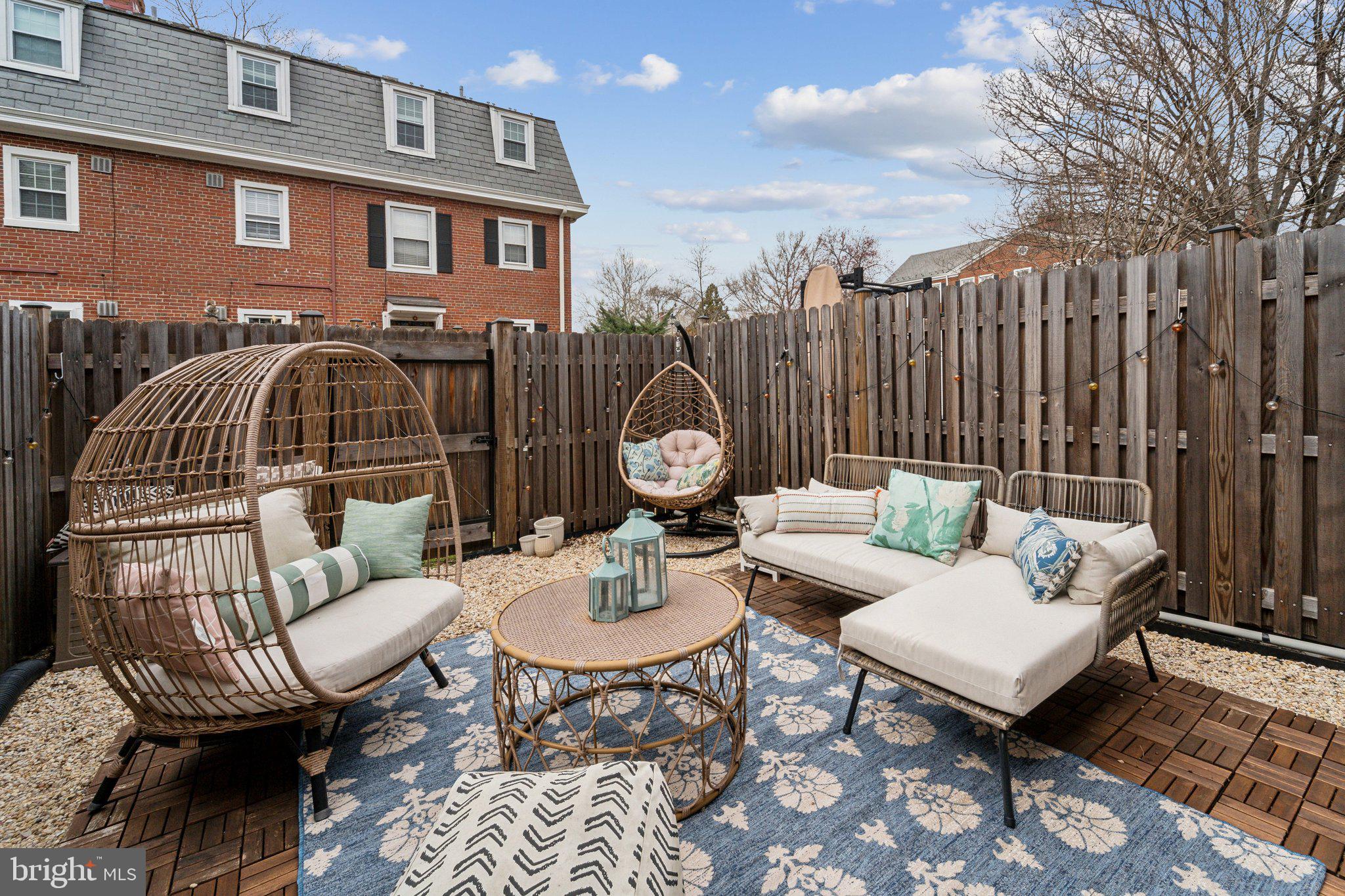 FAIRLINGTON VILLAGES - Residential