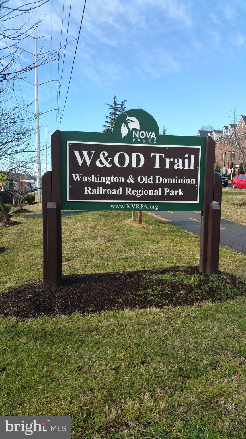 FAIRLINGTON VILLAGES - Residential