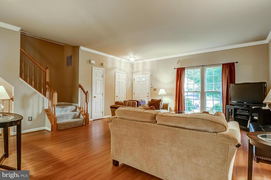 RIVER OAKS - Residential