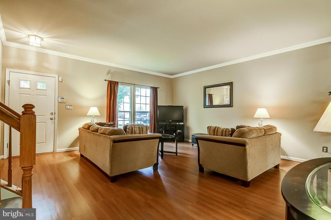 RIVER OAKS - Residential