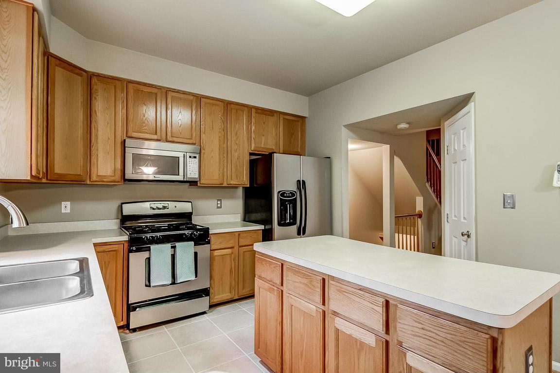 RIVER OAKS - Residential