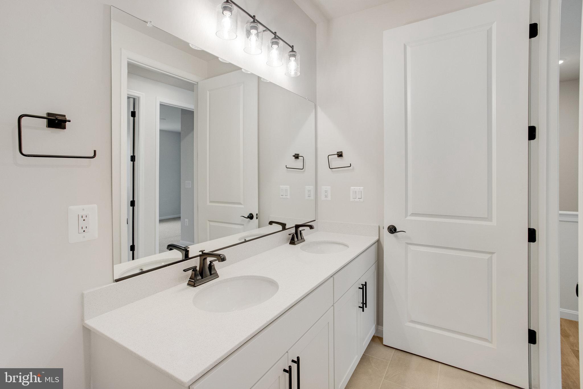 WILDERNESS SHORES - Residential