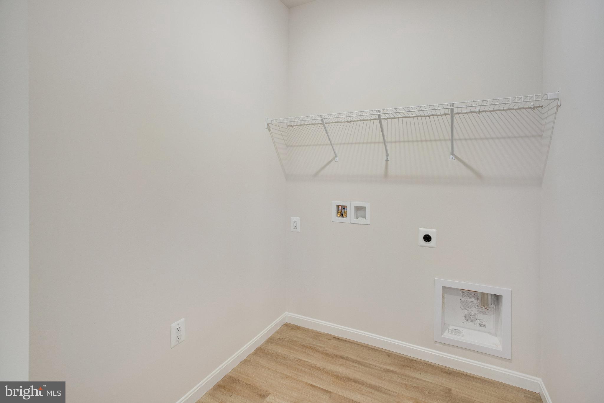 WILDERNESS SHORES - Residential