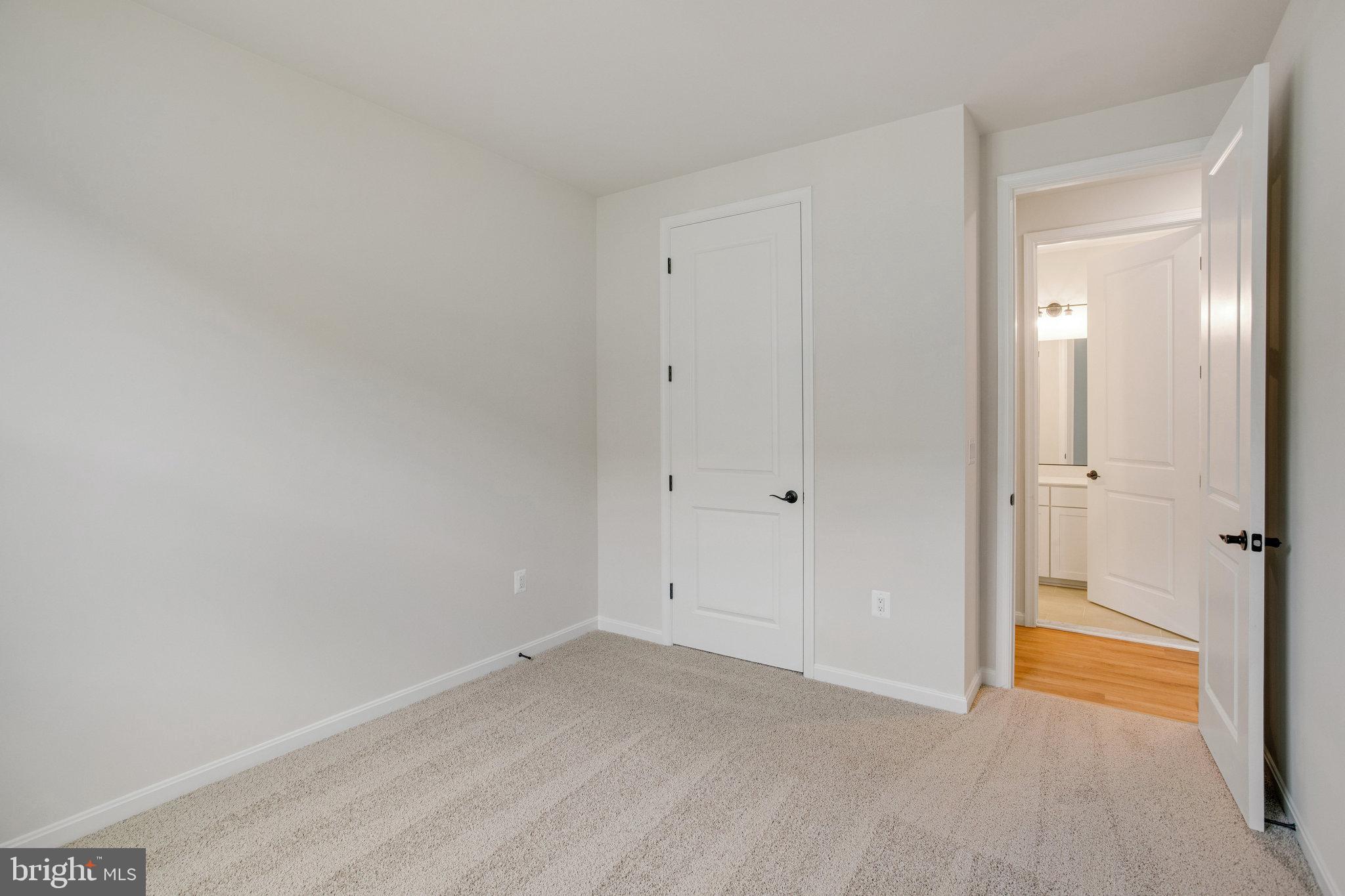 WILDERNESS SHORES - Residential