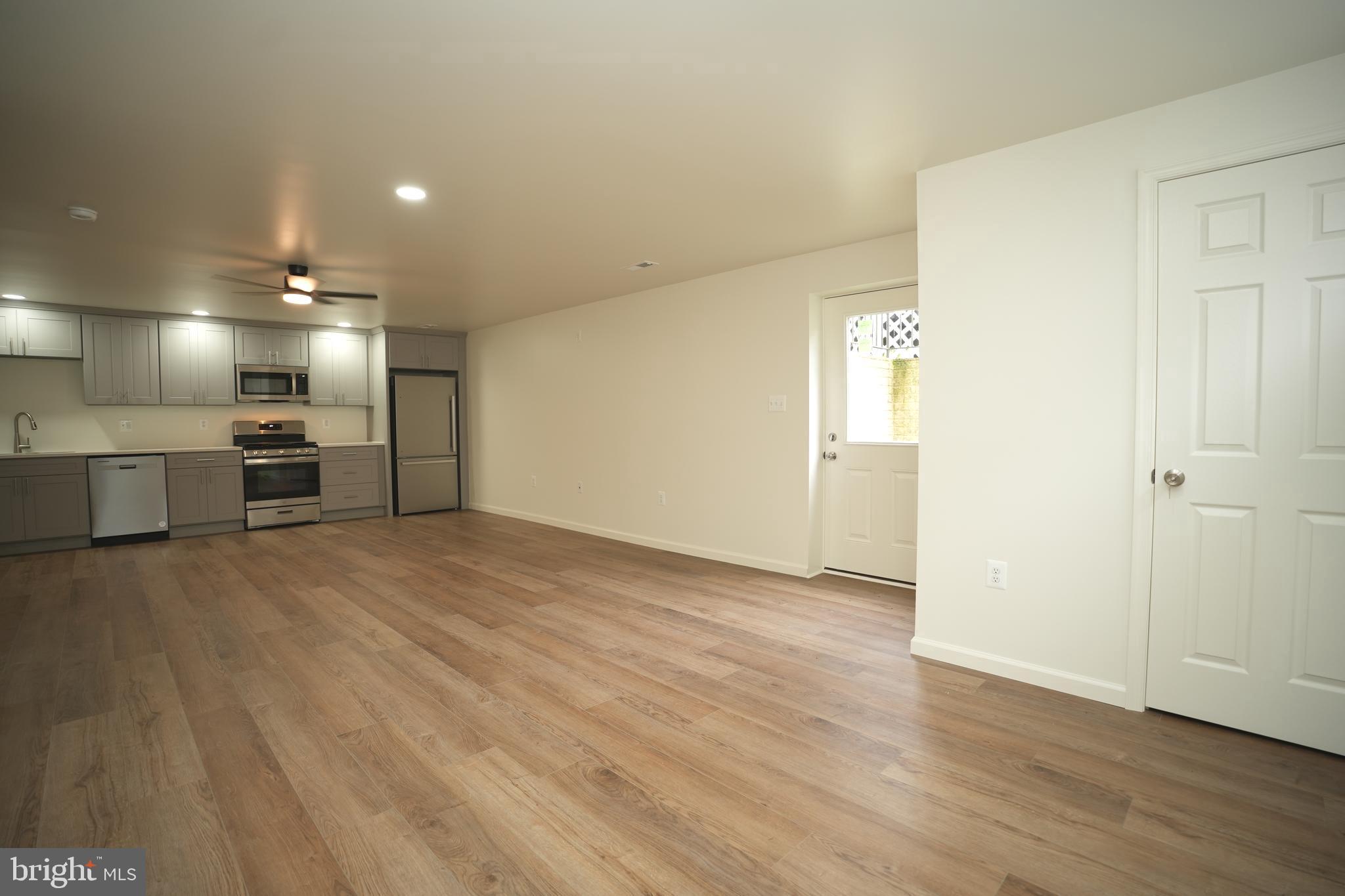 MEADOW LAKE - Residential Lease