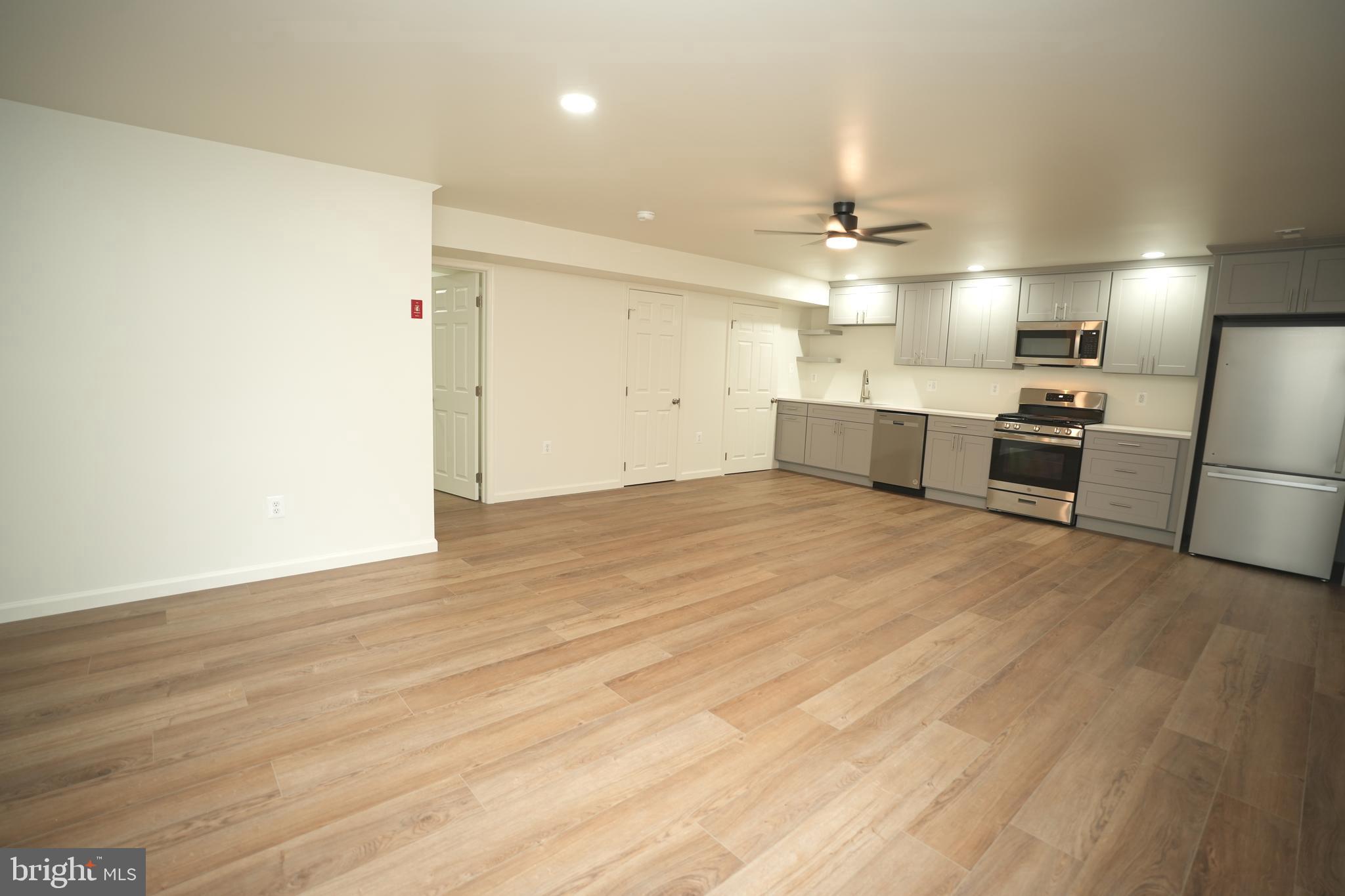 MEADOW LAKE - Residential Lease