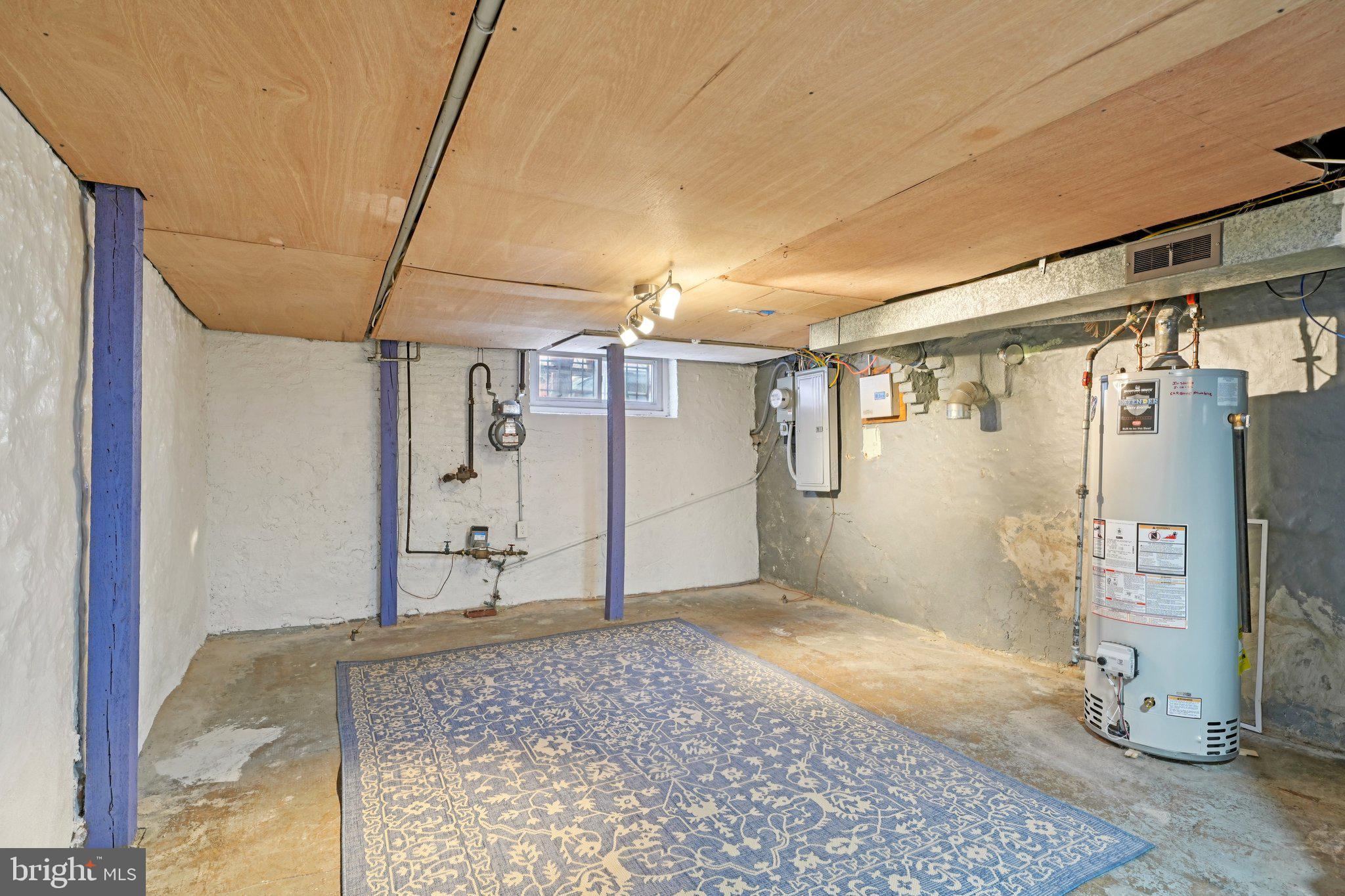 FAIRMOUNT - Residential