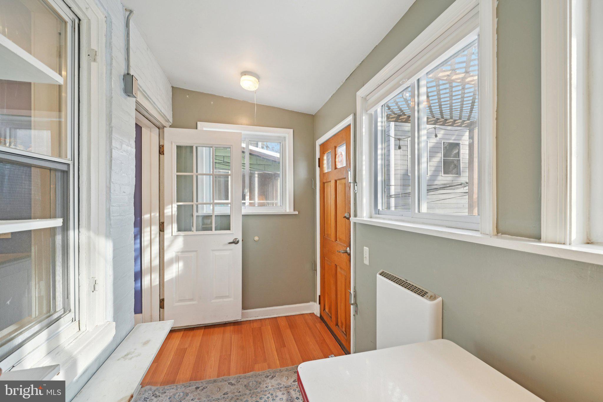 FAIRMOUNT - Residential