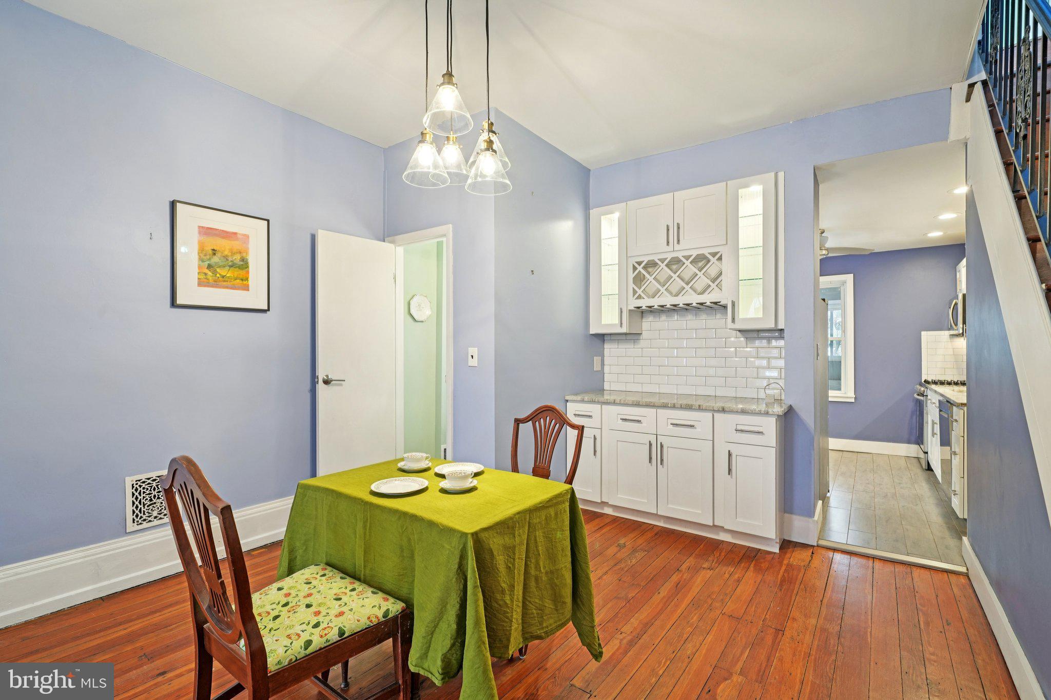 FAIRMOUNT - Residential