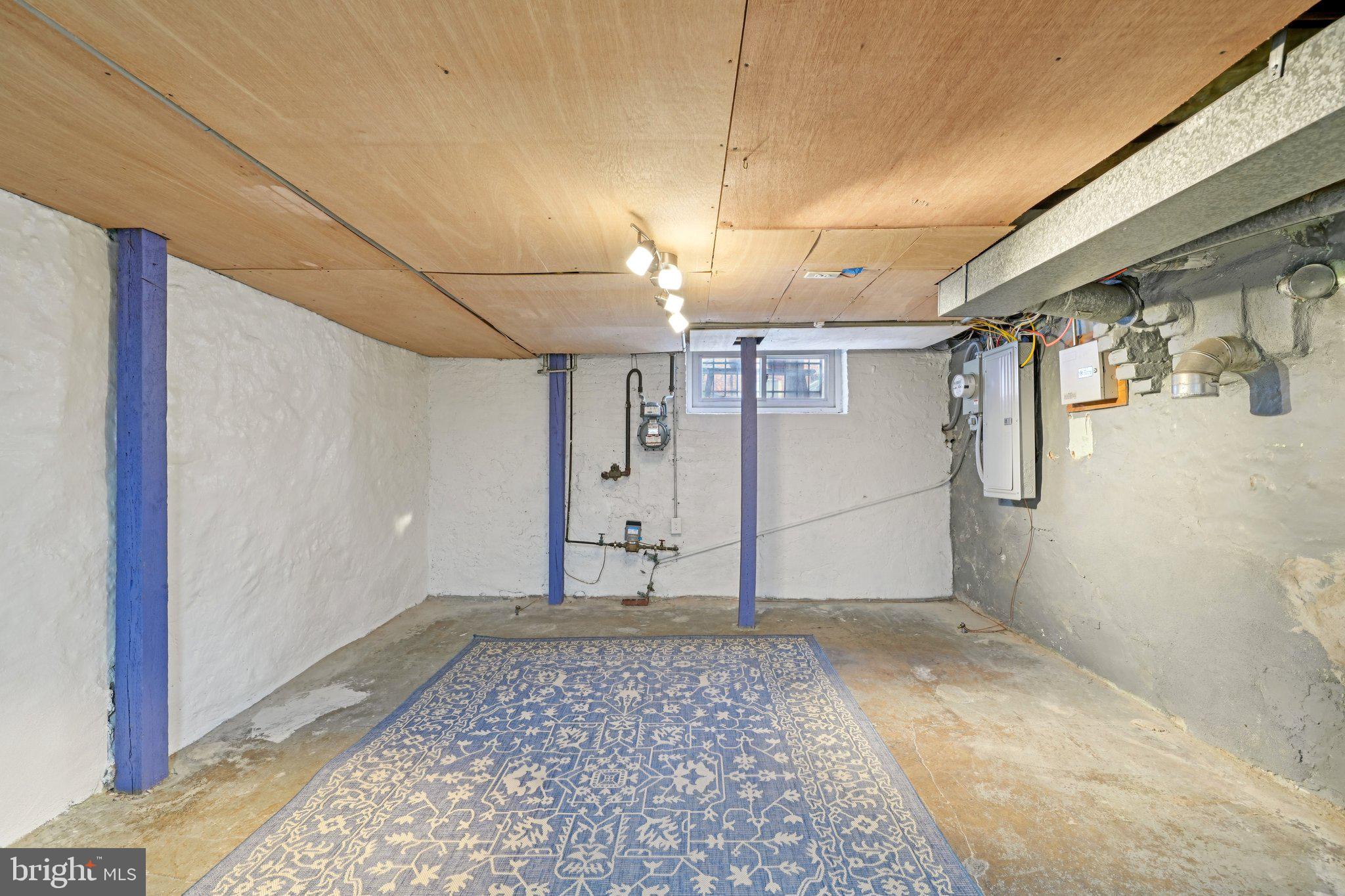 FAIRMOUNT - Residential