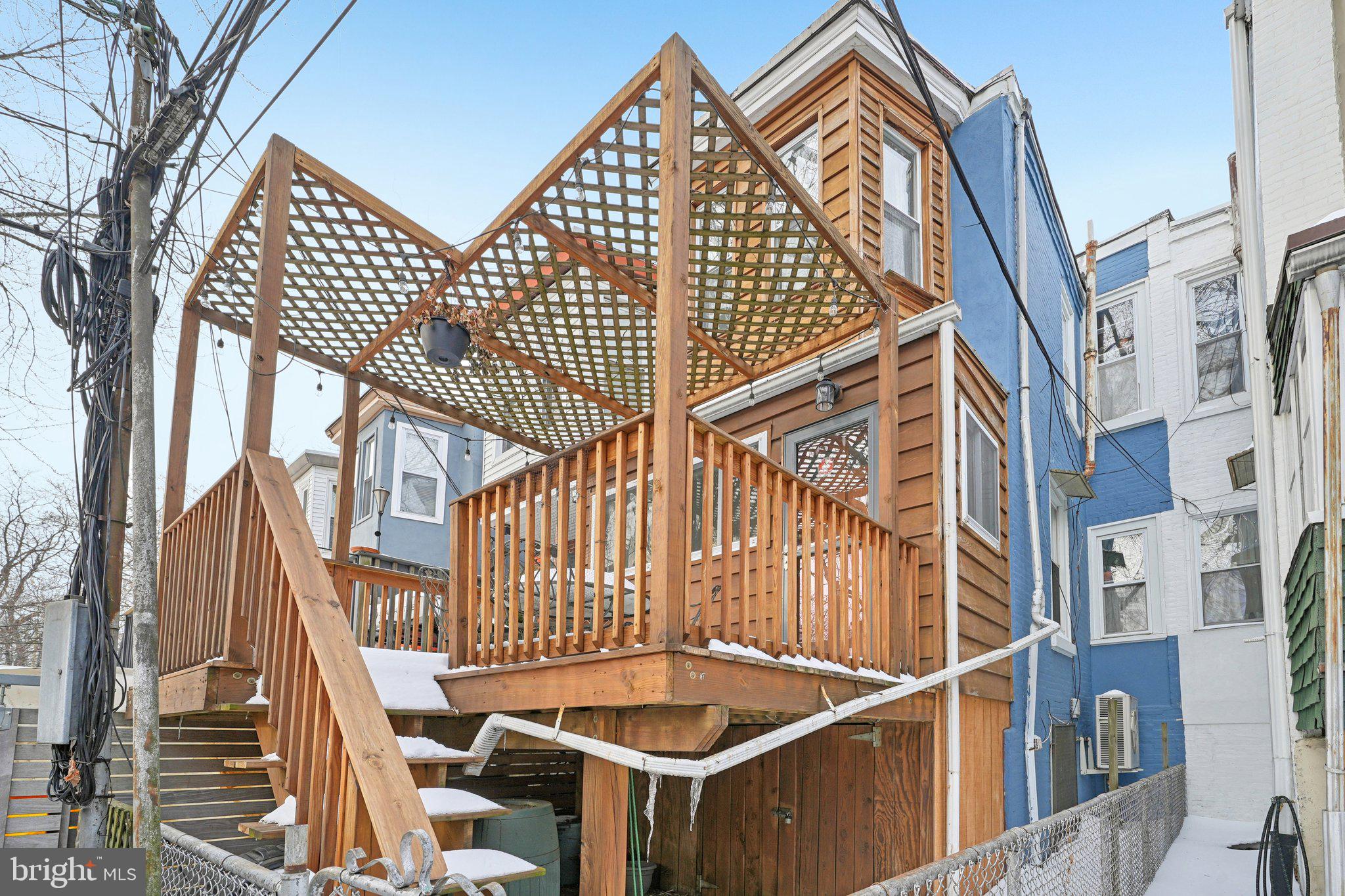 FAIRMOUNT - Residential