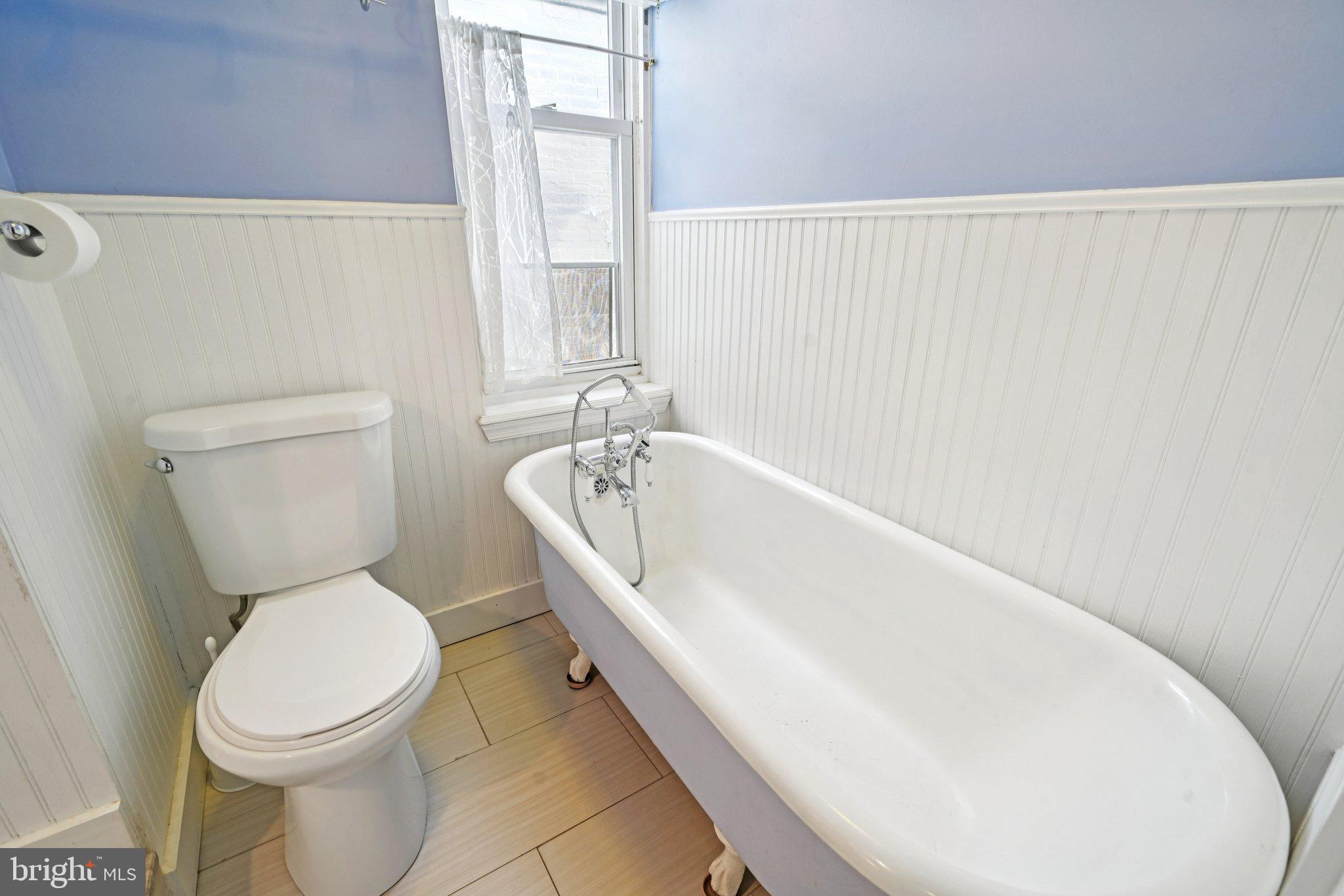 FAIRMOUNT - Residential