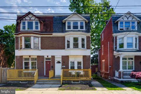 Townhouse For Sale - 435 S West End Avenue<br/> LANCASTER, PA 17603