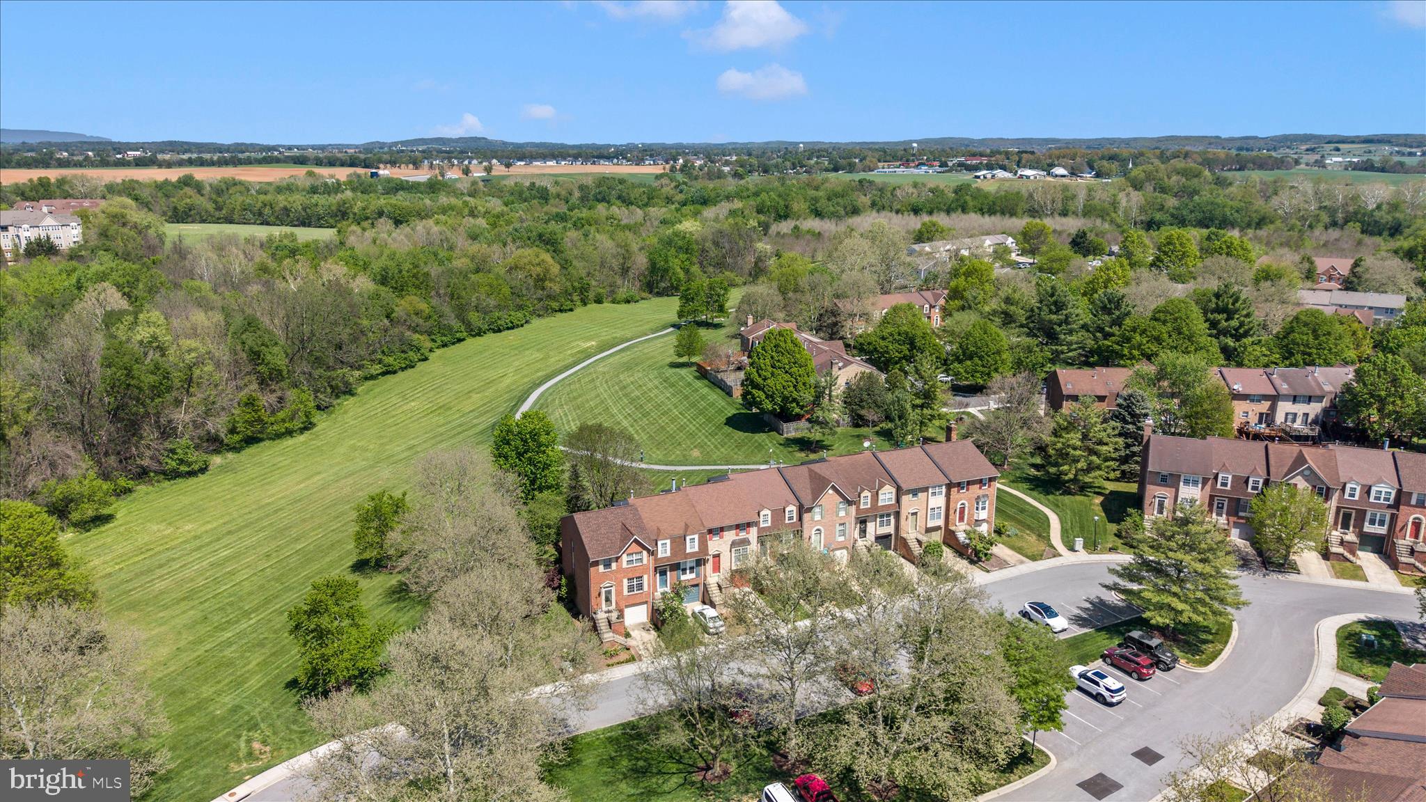 WATERSIDE - Residential