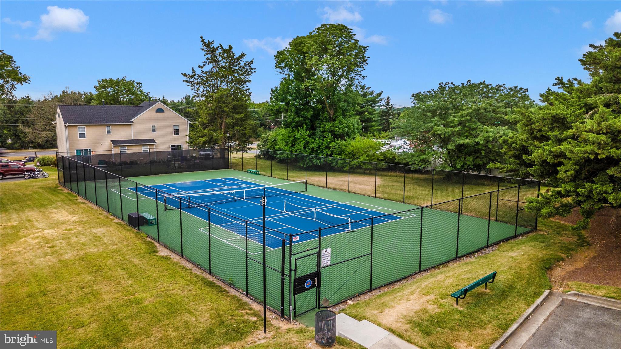 WATERSIDE - Residential