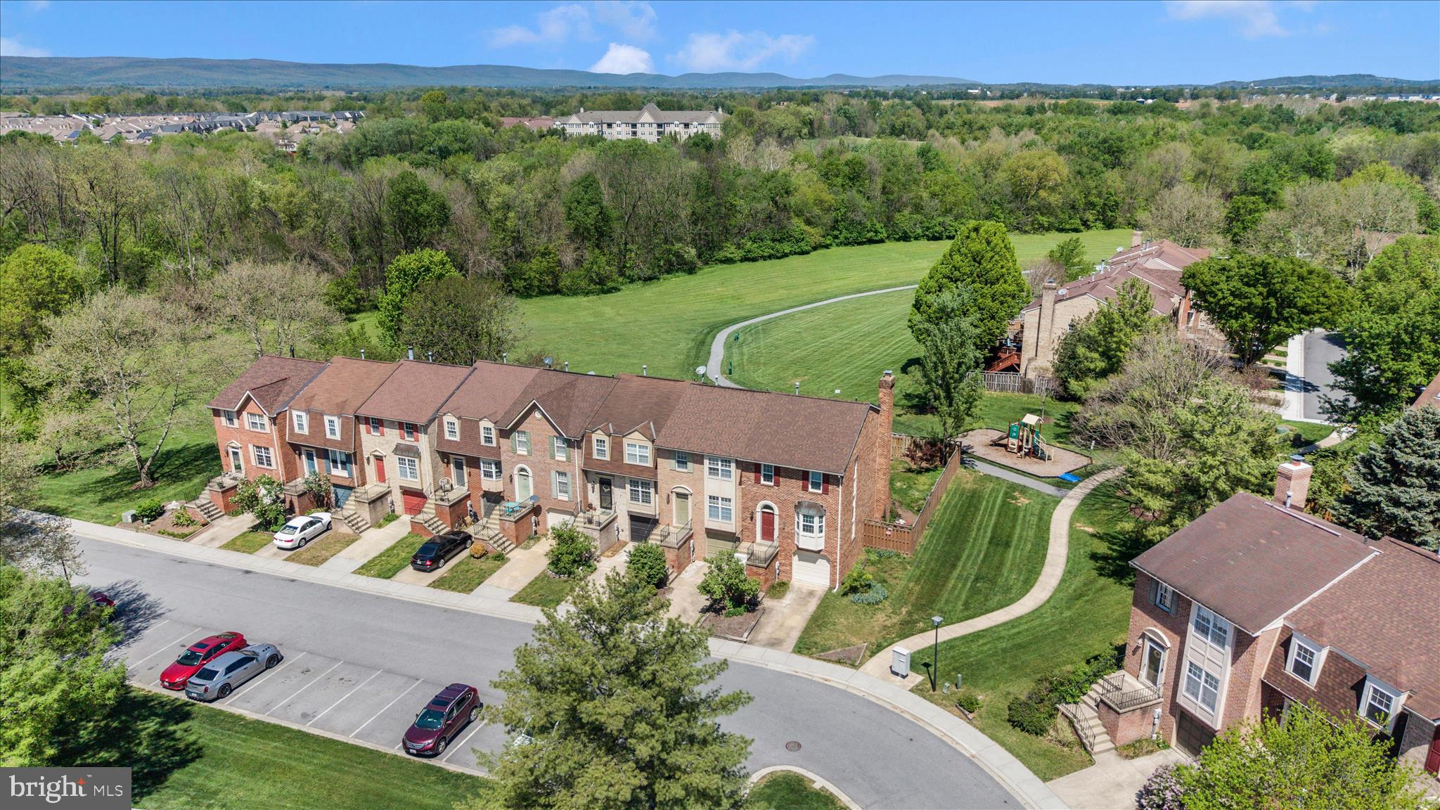 WATERSIDE - Residential