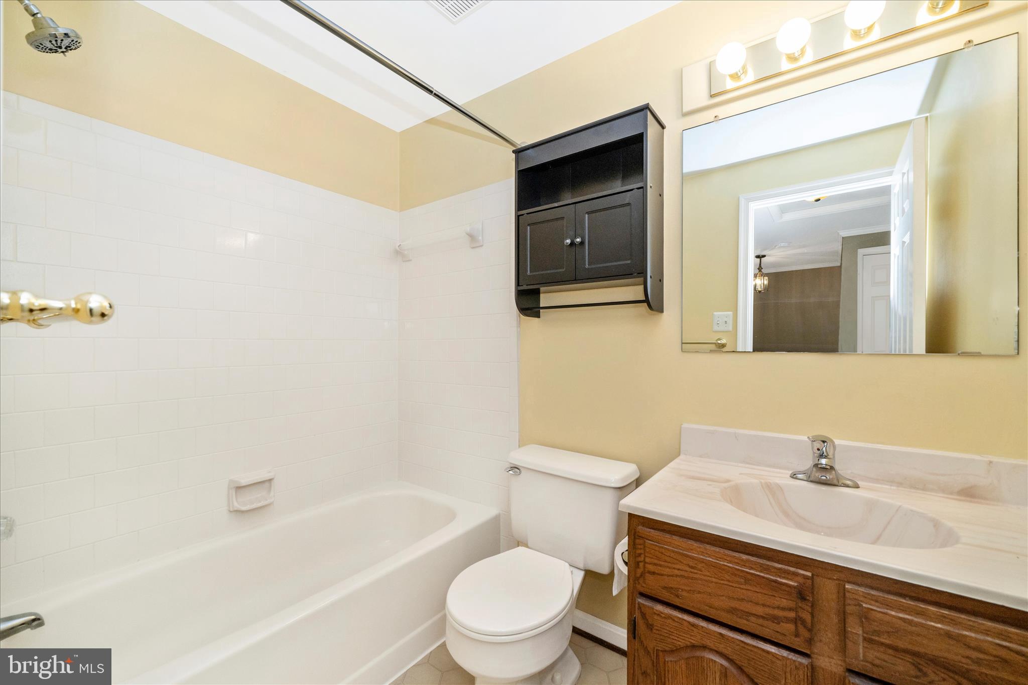 WATERSIDE - Residential