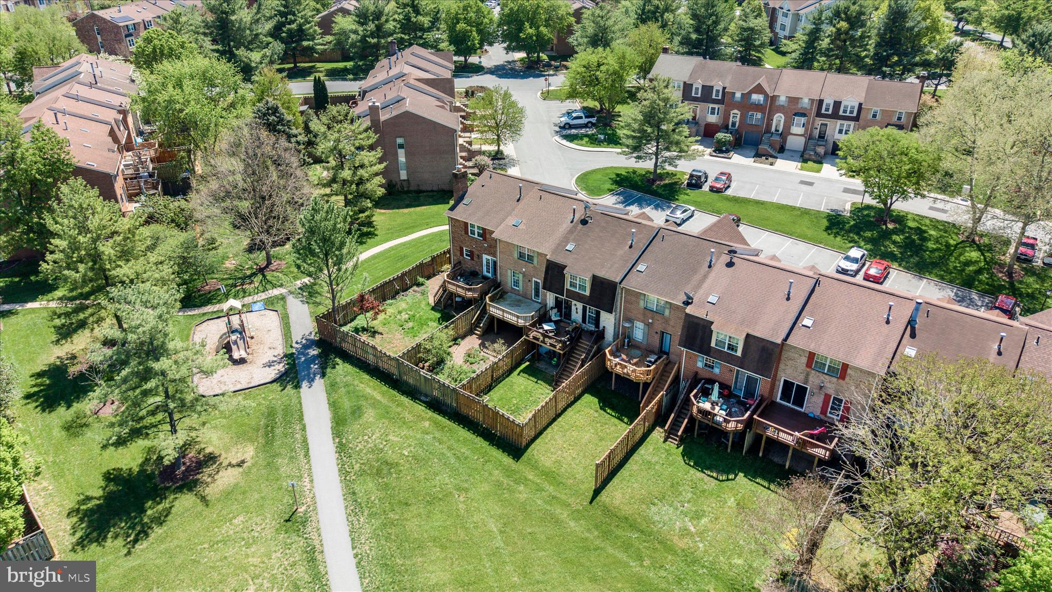 WATERSIDE - Residential