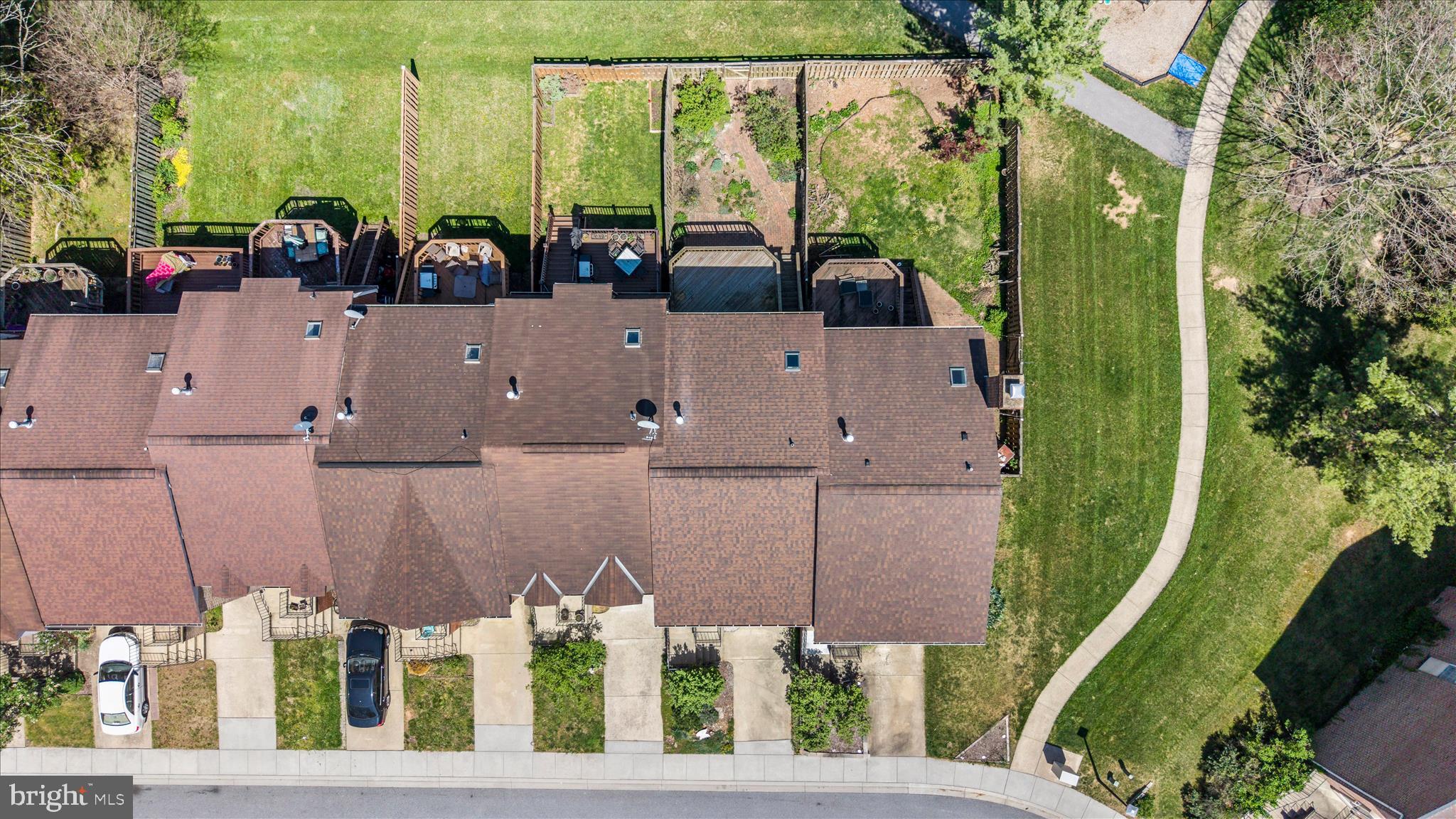 WATERSIDE - Residential