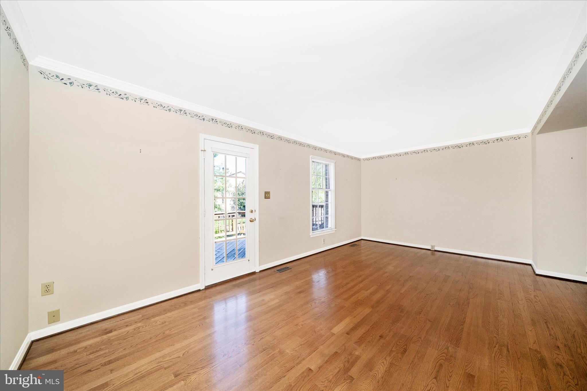 WATERSIDE - Residential