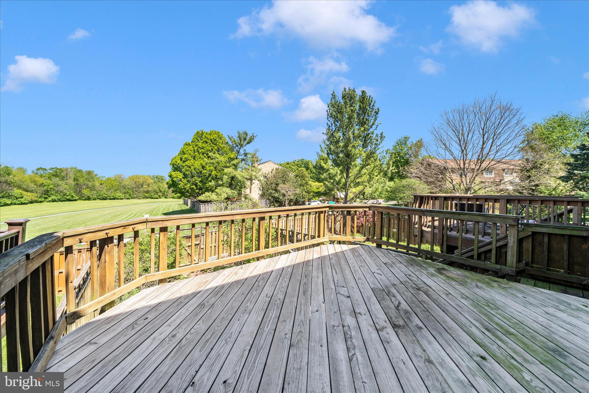 WATERSIDE - Residential