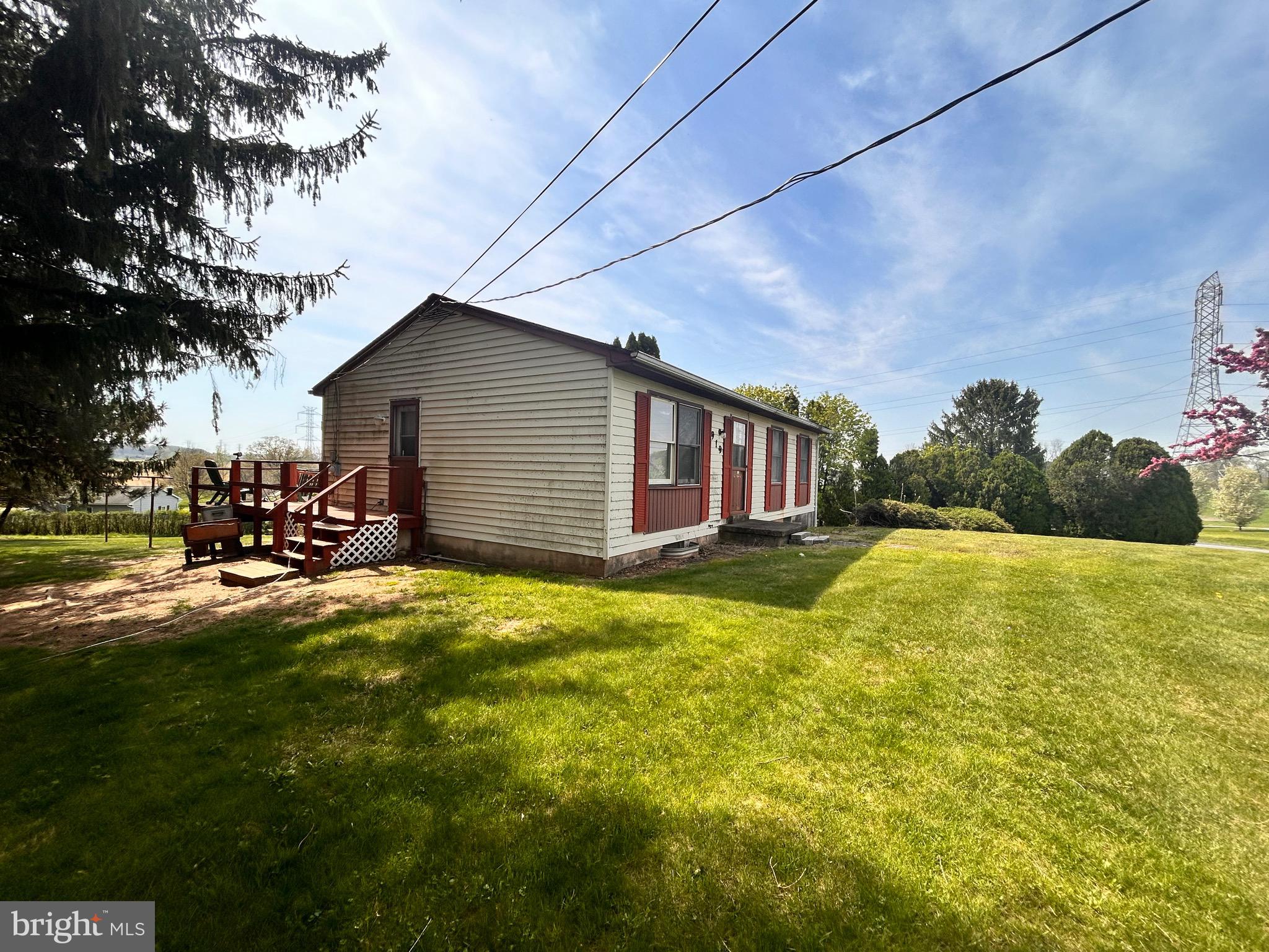 919 PRESCOTT DRIVE
