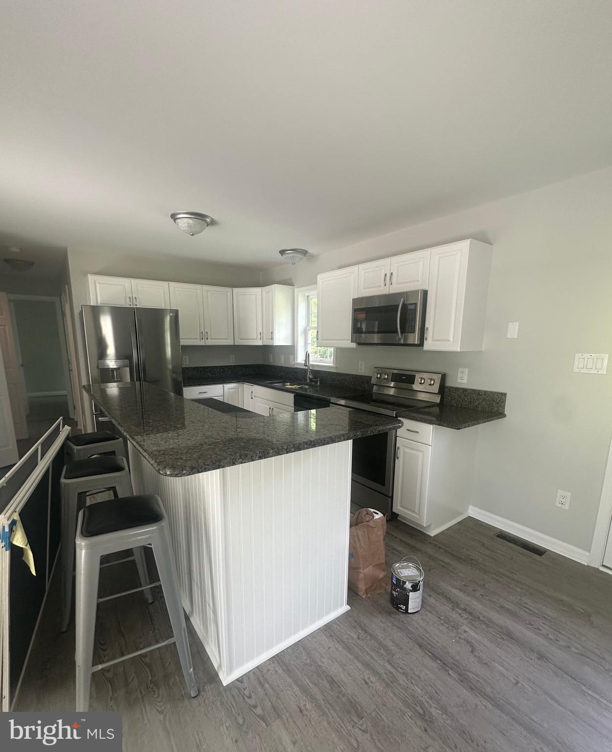 BAYVIEW ESTATES - Residential Lease