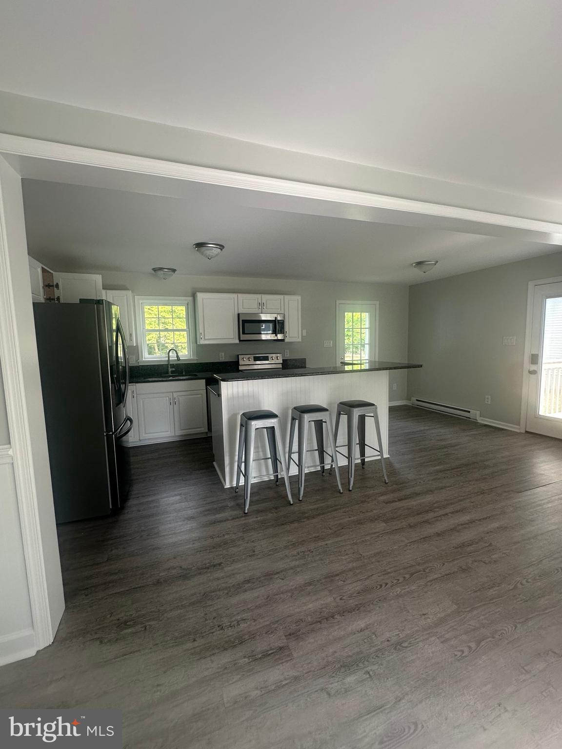 BAYVIEW ESTATES - Residential Lease