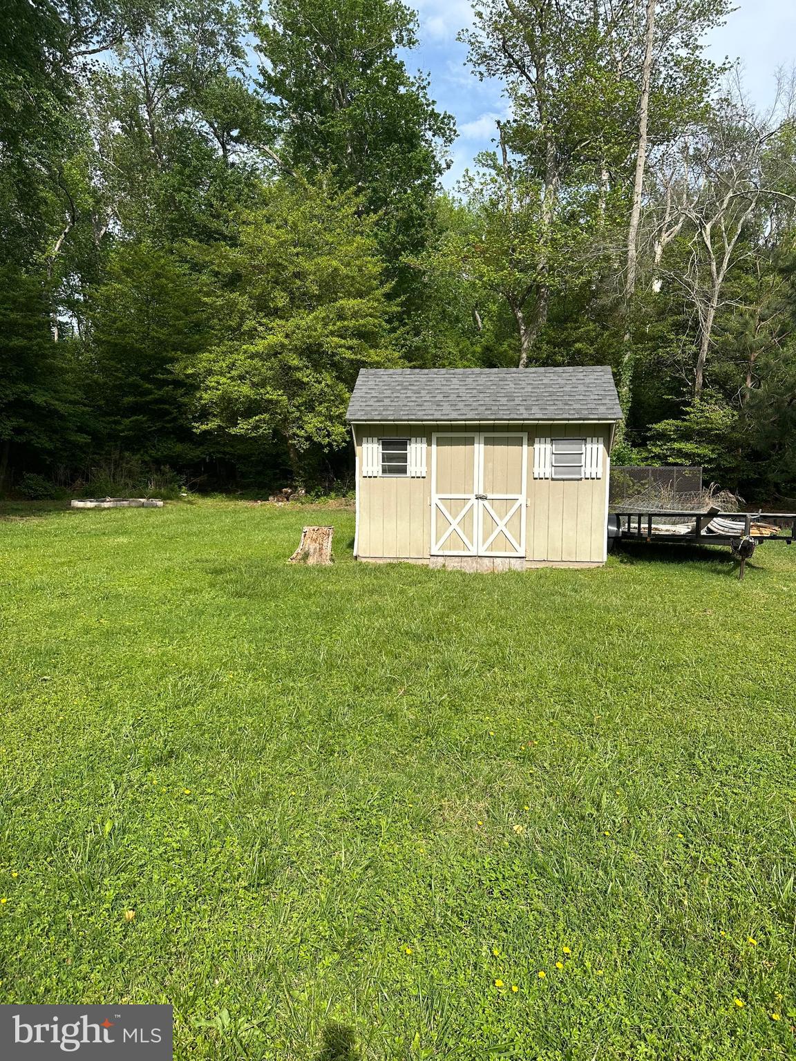 BAYVIEW ESTATES - Residential Lease