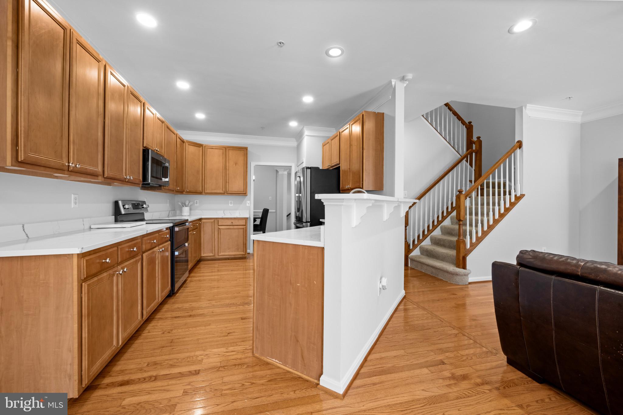 WAVERLY WOODS - Residential