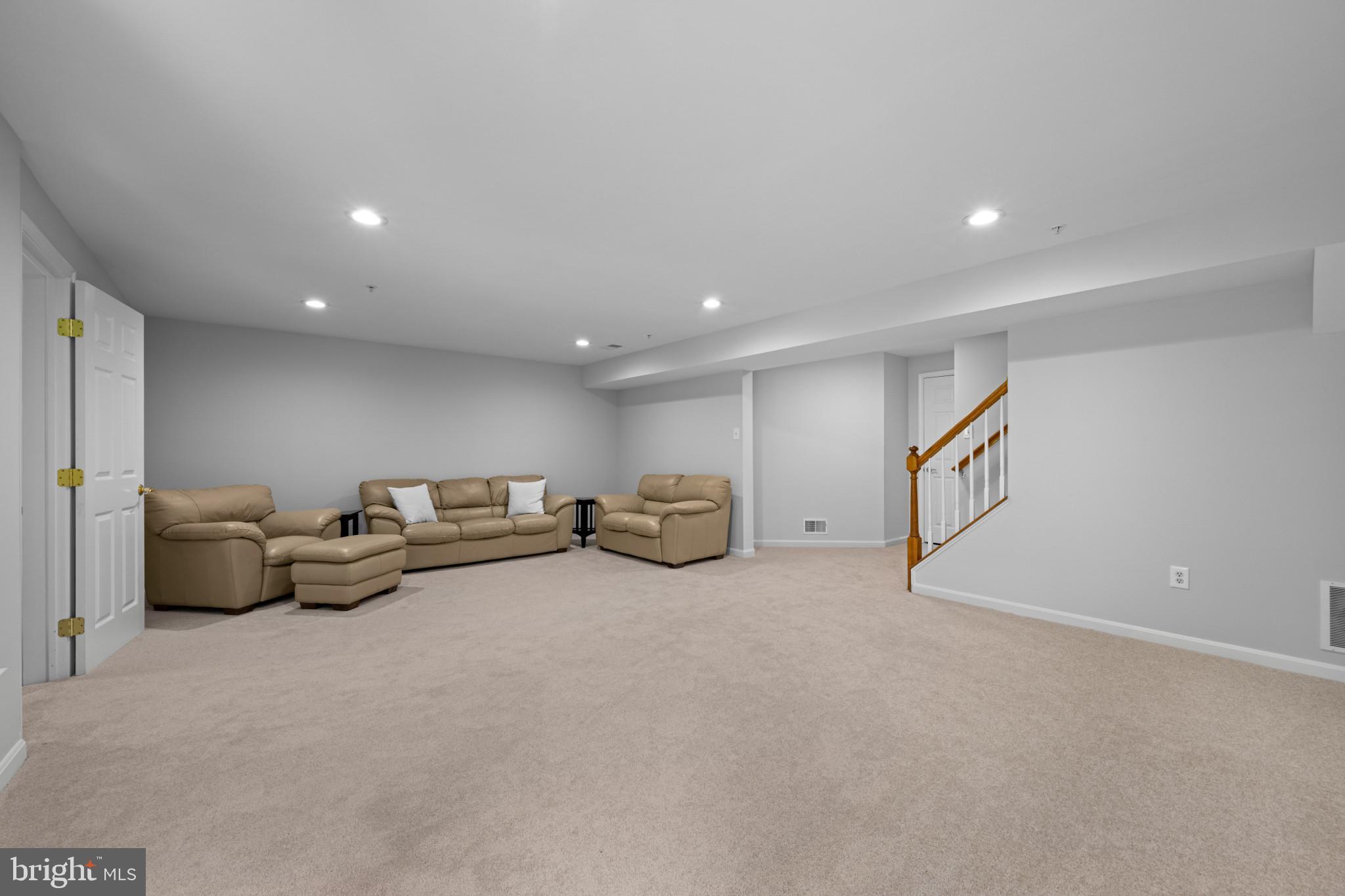 WAVERLY WOODS - Residential