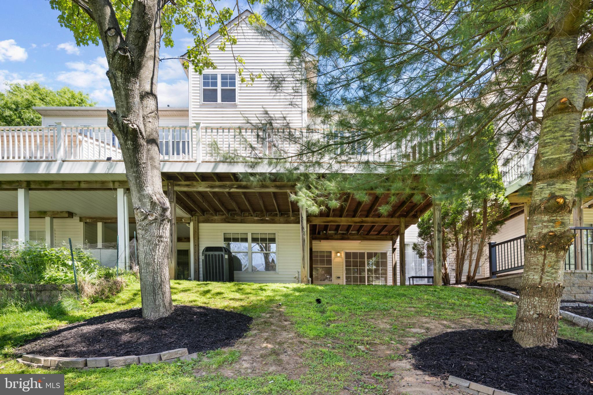 WAVERLY WOODS - Residential