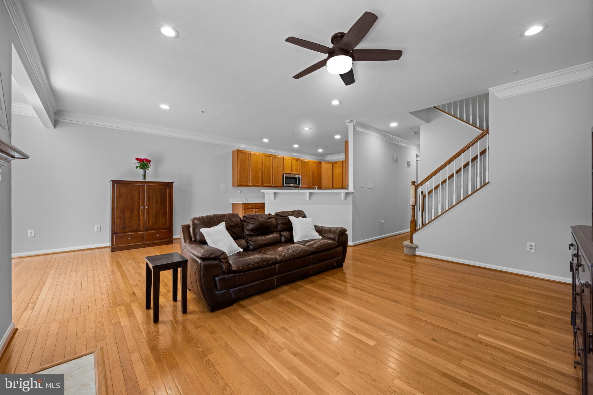 WAVERLY WOODS - Residential