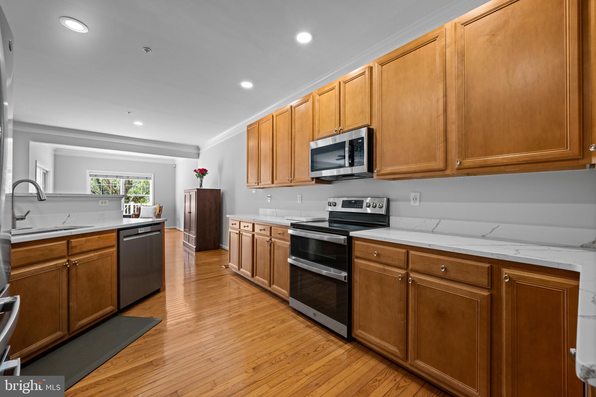 WAVERLY WOODS - Residential