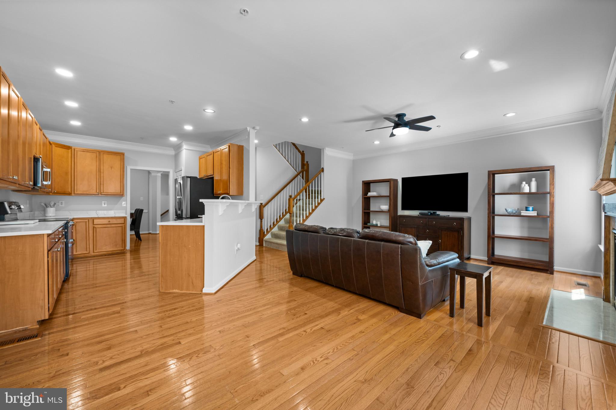 WAVERLY WOODS - Residential