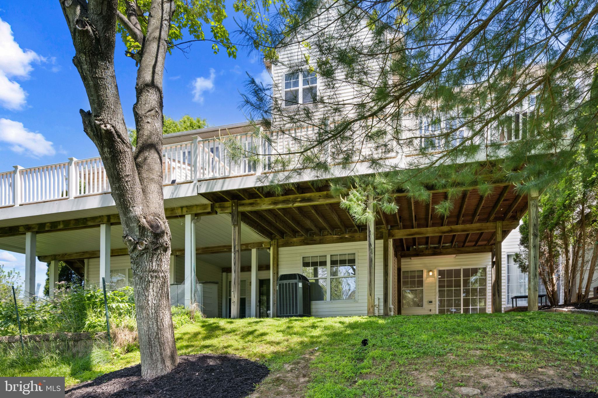 WAVERLY WOODS - Residential